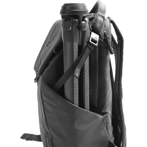 Peak Design Everyday Backpack 20L V2 - Waterproof Camera Backpack for Photographers & Travel, Durable Laptop Bag with Customizable Dividers - Perfect for Hiking, Commuting & Urban Exploration (Black)