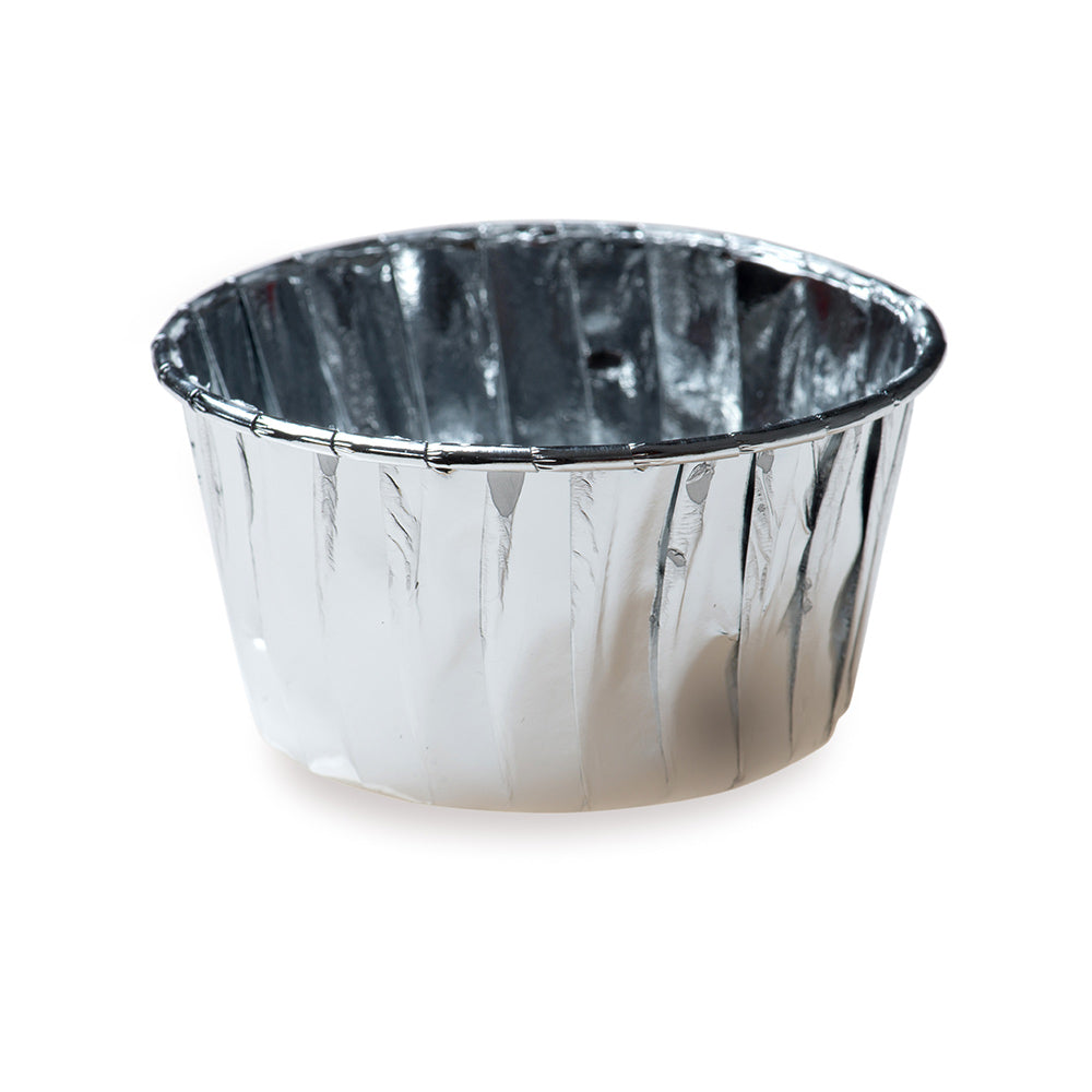 5.5 oz Round Metallic Silver Baking Cups - Large Pleated Muffin Liners (3x3x1.5 Inches) - Pack of 200 - Perfect for Cupcakes, Muffins & Party Desserts