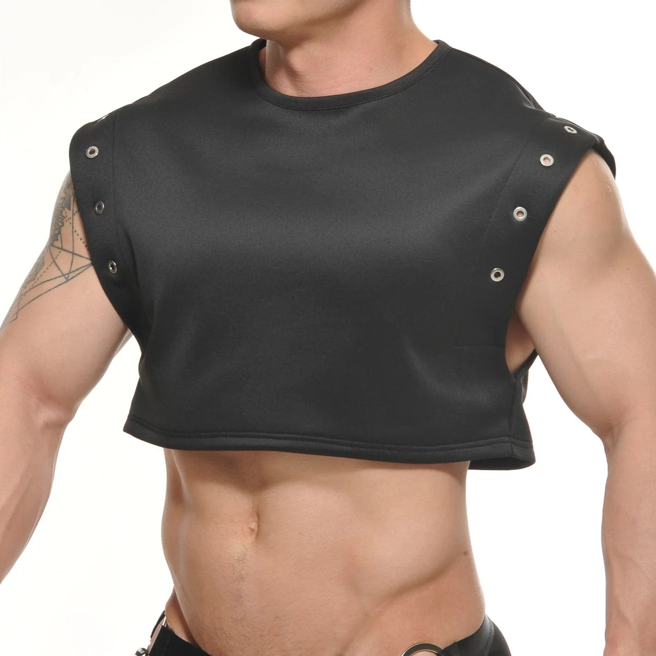 STUD Eagan Black Crop Top for Women - Trendy Short Sleeve Shirt for Summer, Casual Outfits & Streetwear Fashion