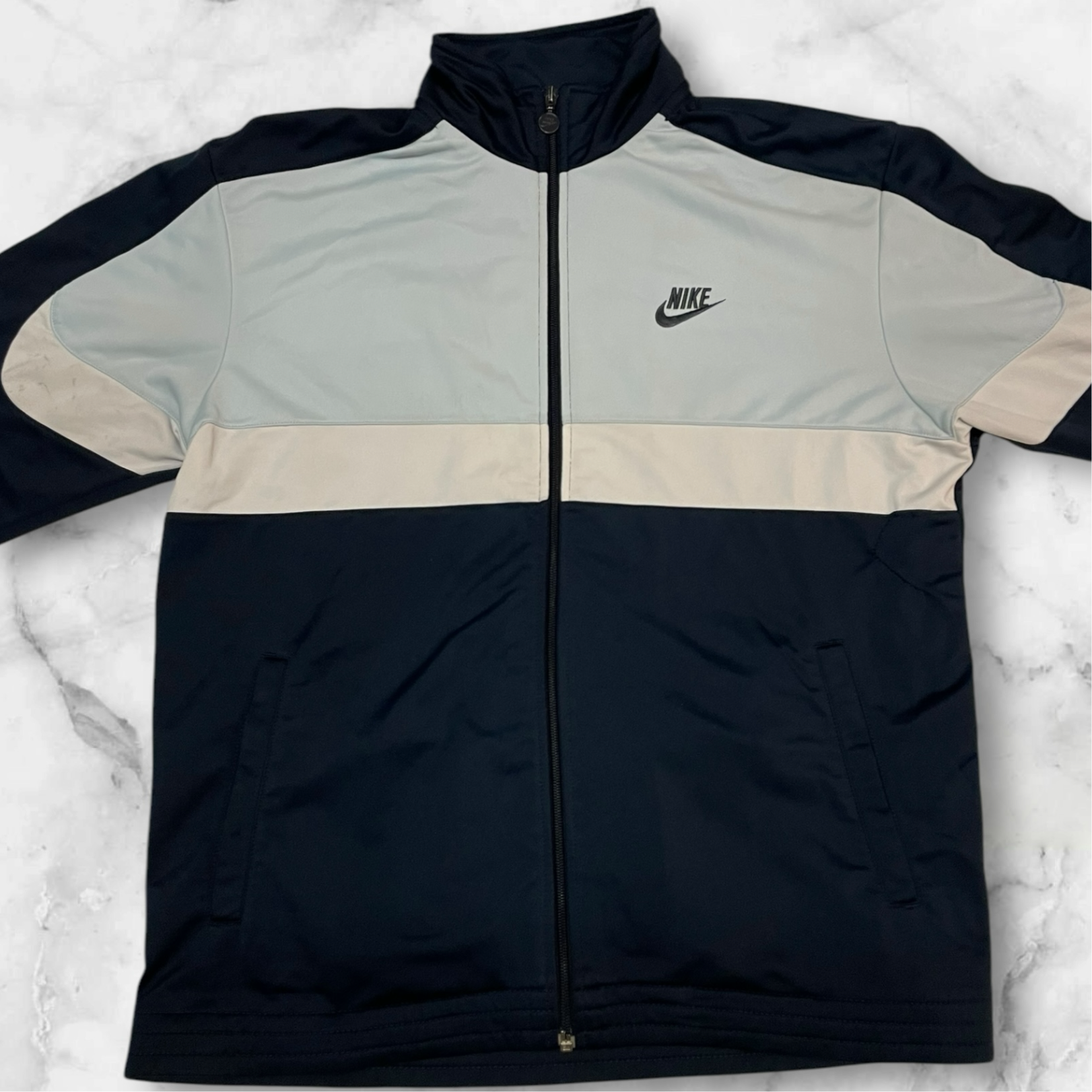 Nike Vintage Track Jacket - Waterproof Nylon Windbreaker for Men & Women | #9065 | Retro Style Athletic Outerwear for Running, Hiking & Casual Wear
