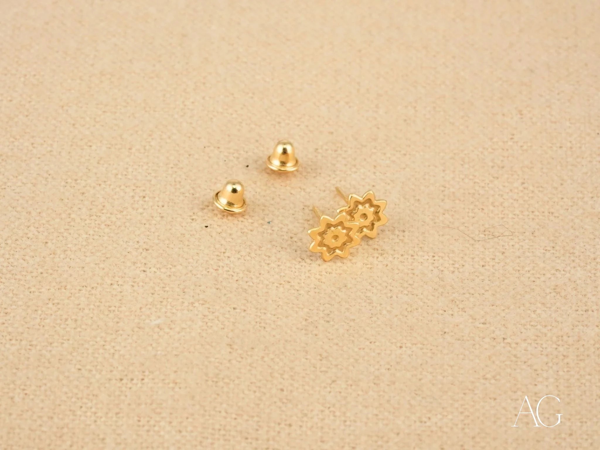 18K Gold Petile Stud Earrings - Dainty Floral Bloom Design for Women | Perfect for Weddings, Date Nights & Everyday Elegance