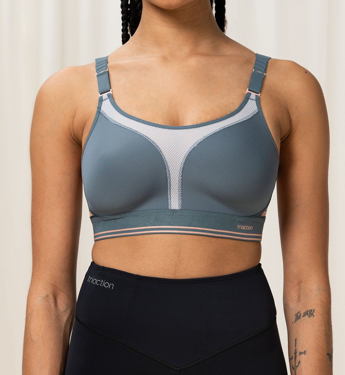 TRIACTION EXTREME LITE SPORTS BRA - High Support Workout Bra for Women - Perfect for Running, Yoga & Gym Training