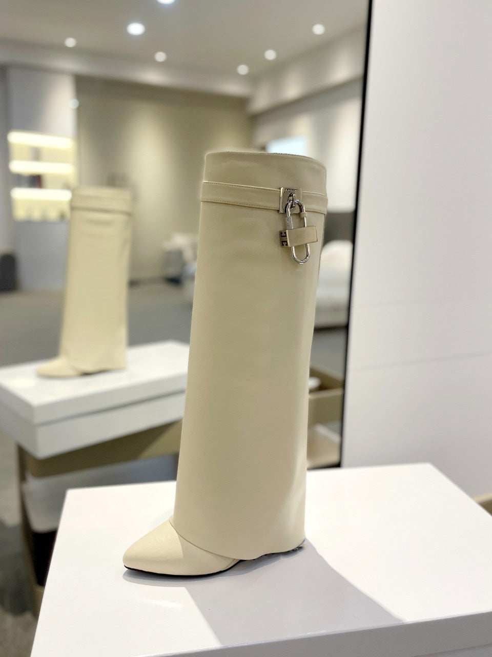 Stylish Women's Long Silver Boots with Lock Detail - Perfect for Winter Fashion & Outdoor Adventures
