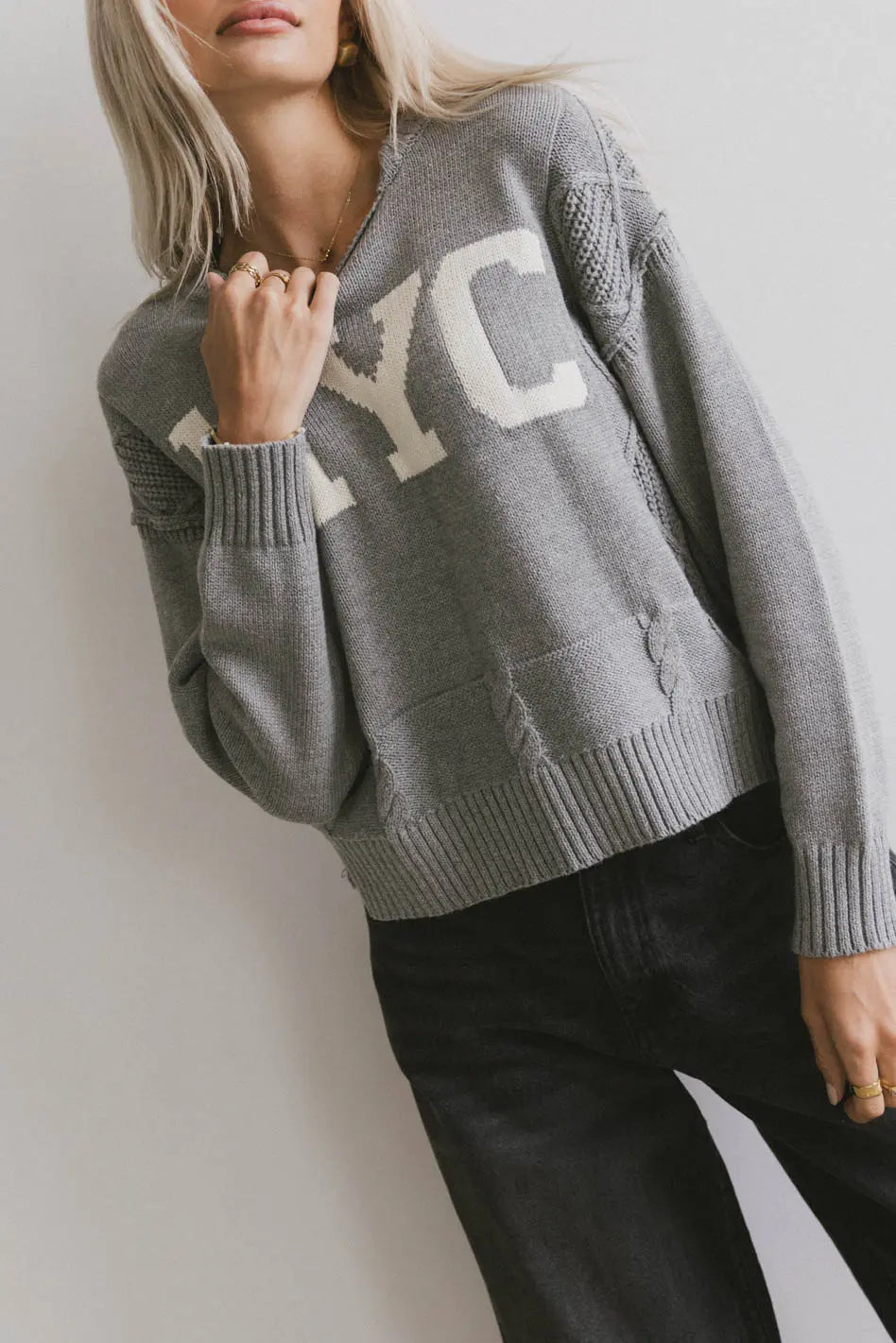 NYC Cable Knit Sweater for Women - Cozy Winter Pullover, Soft Yarn, Classic Knit Pattern - Perfect for Casual Outfits, Office Wear & Holiday Gatherings