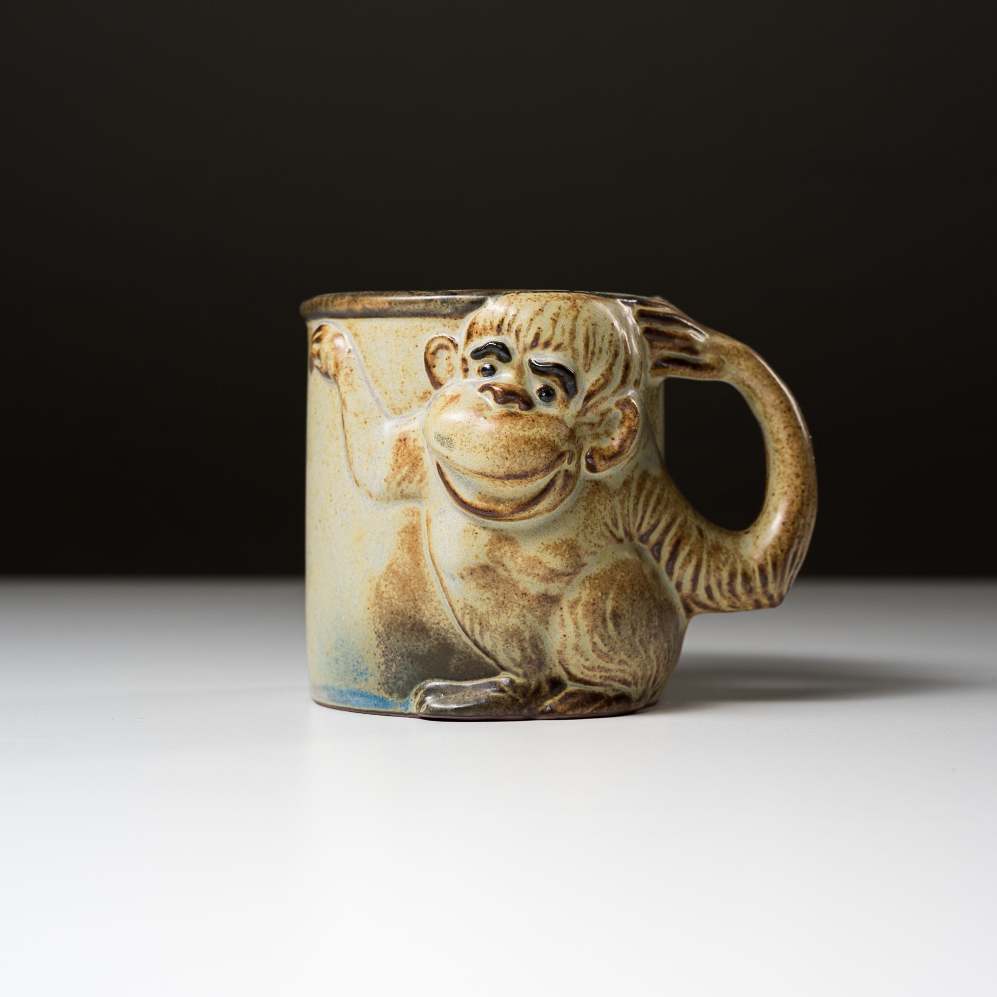 Seto Ware KASHIWA Animal Mug Cup - Handmade Japanese Ceramic Monkey Coffee Cup for Tea, Hot Drinks - Perfect Gift for Home, Office, or Japanese Tea Ceremony Use