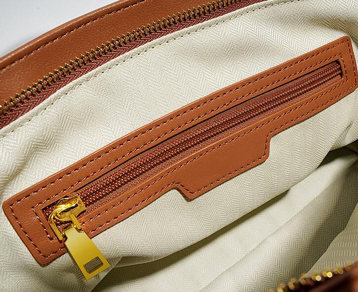 Stylish Women's Leather Shoulder Tote Bag for Work & Travel - Premium Genuine Leather Handbag with Spacious Compartment, Perfect for Office, Commuting & Weekend Getaways