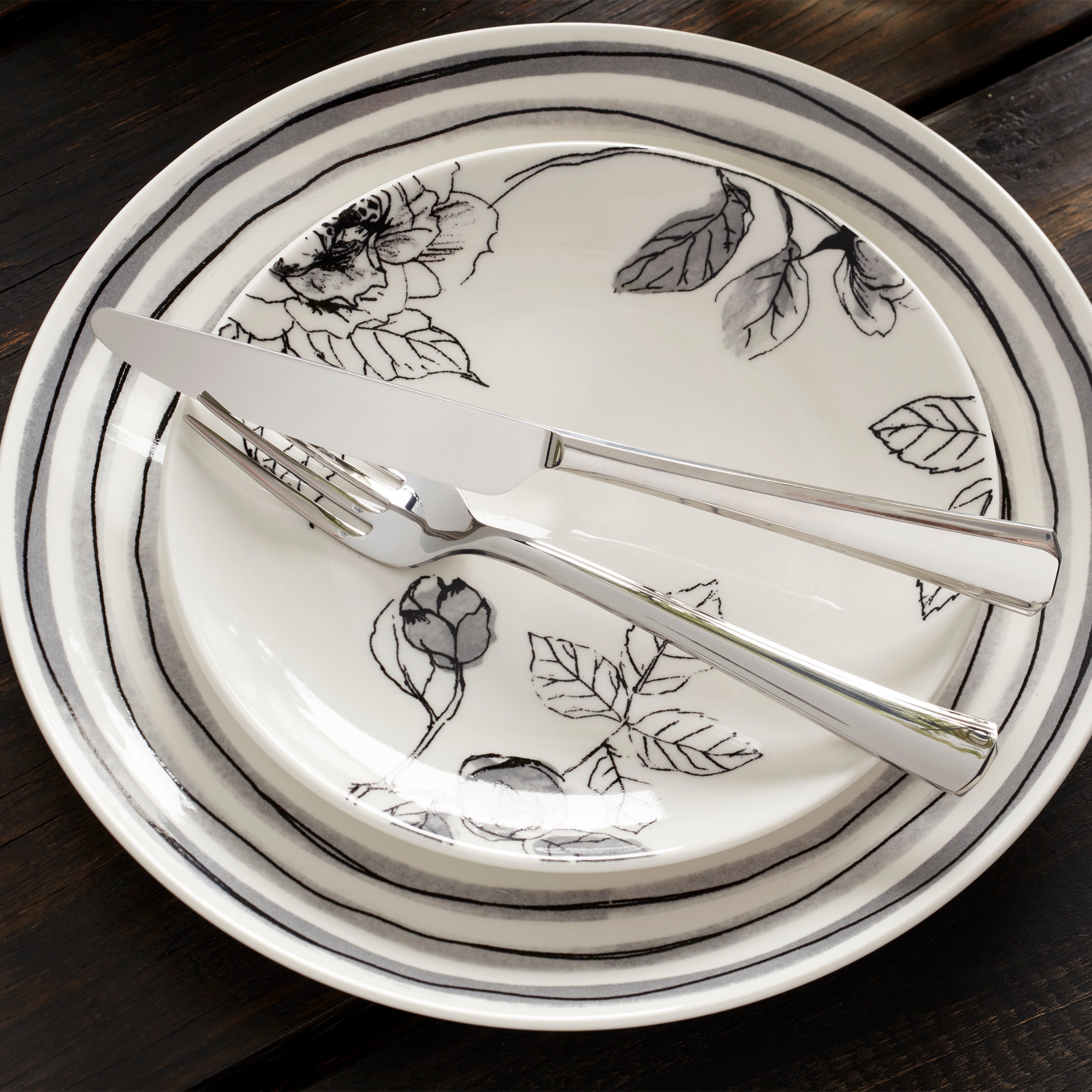 Premium 12-Piece Dinnerware Set - Porcelain Plates, Bowls & Mugs - Elegant Tableware for Everyday Meals & Dinner Parties - Perfect for Home, Restaurants & Gifting