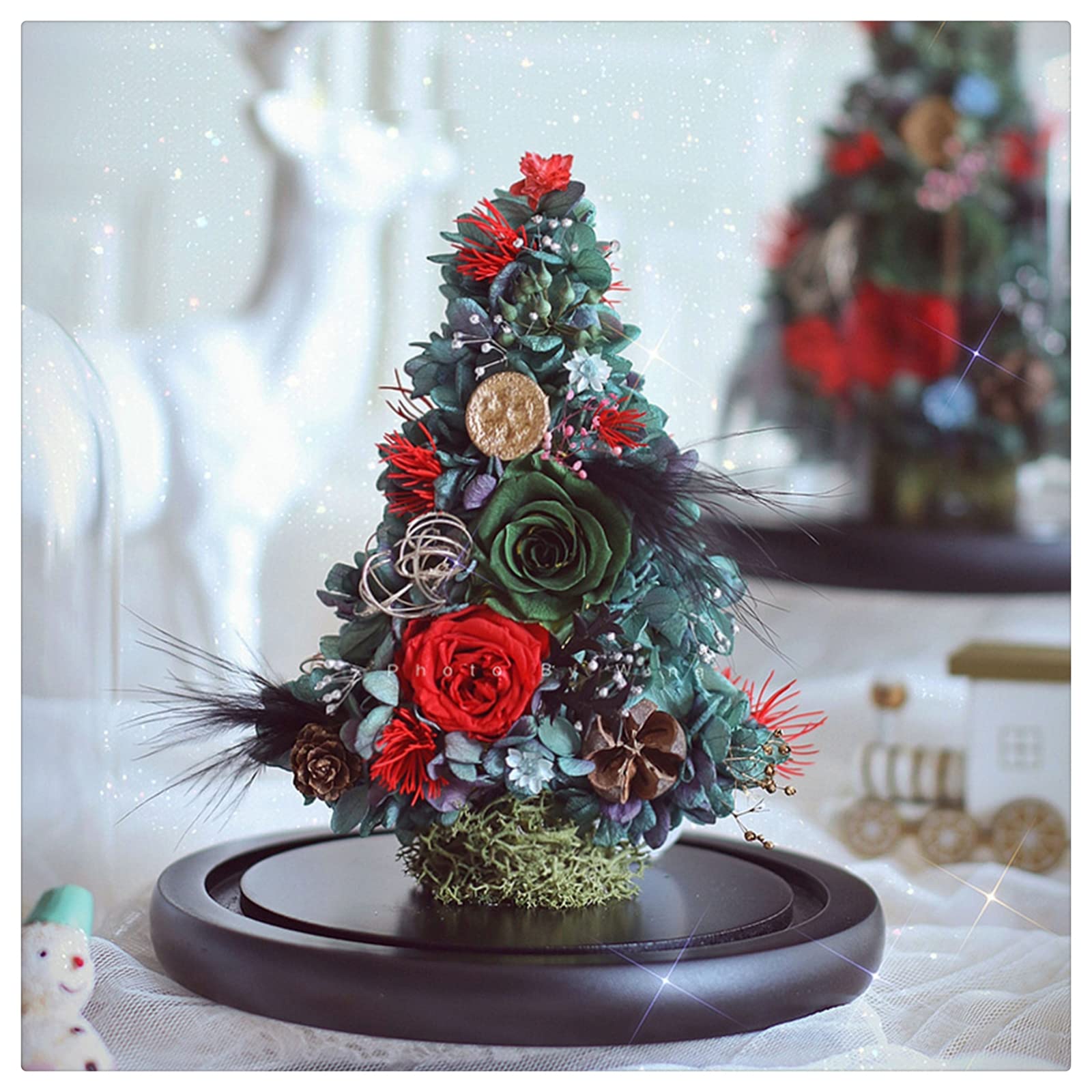 YEHEI Glass Dome Christmas Tree with LED String Lights - Mini Tabletop Holiday Decor, Colorful Artificial Roses - Perfect Xmas Gift for Family, Friends & Kids | Ideal for Home, Office & Party Decorations
