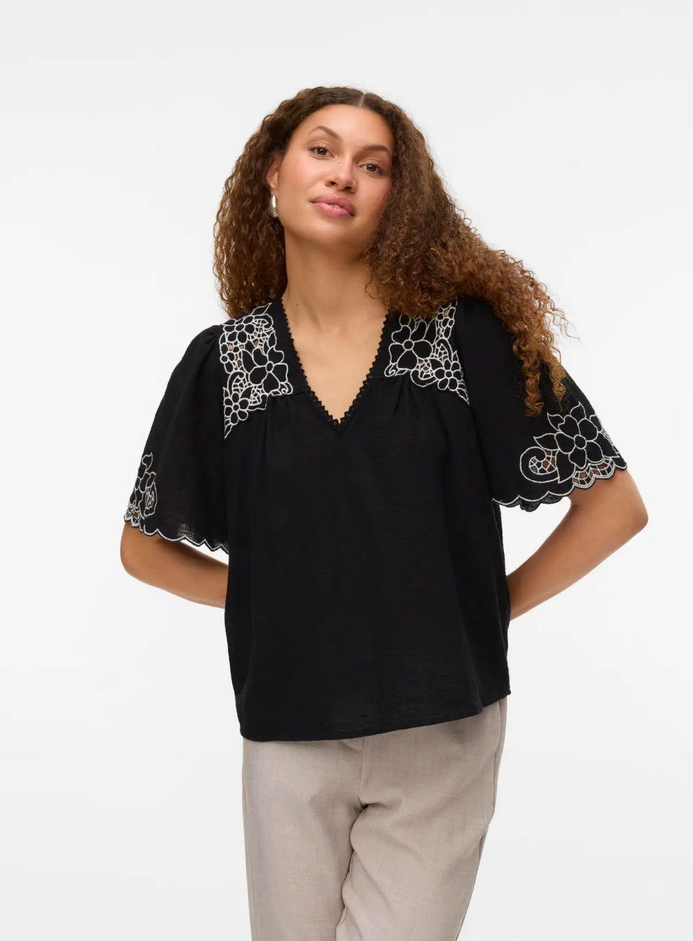 Vero Moda Women's Bridget Cotton T-Shirt - Soft & Comfortable Casual Top for Everyday Wear | Perfect for Work, Outings & Relaxing