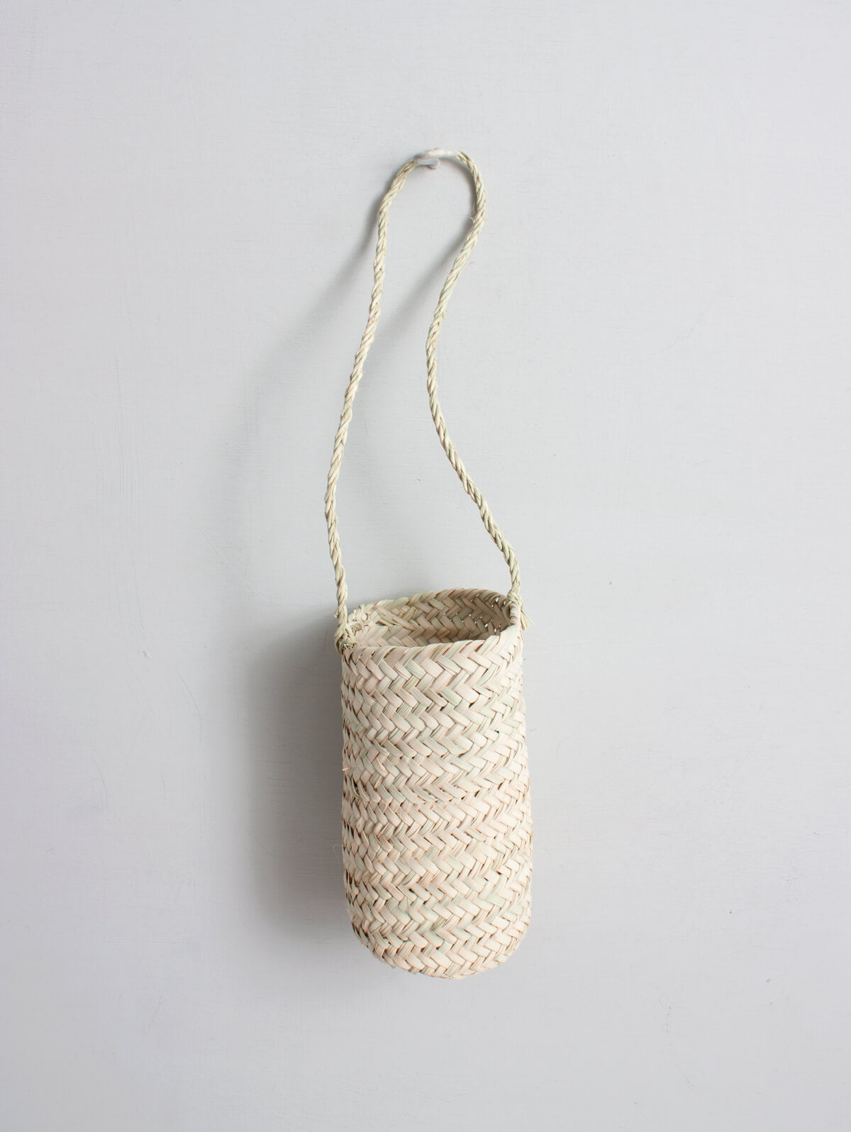Large Hanging Plant Baskets for Indoor & Outdoor Decor - Macrame Wall Hangers for Plants, Flowers & Home Garden Decorations