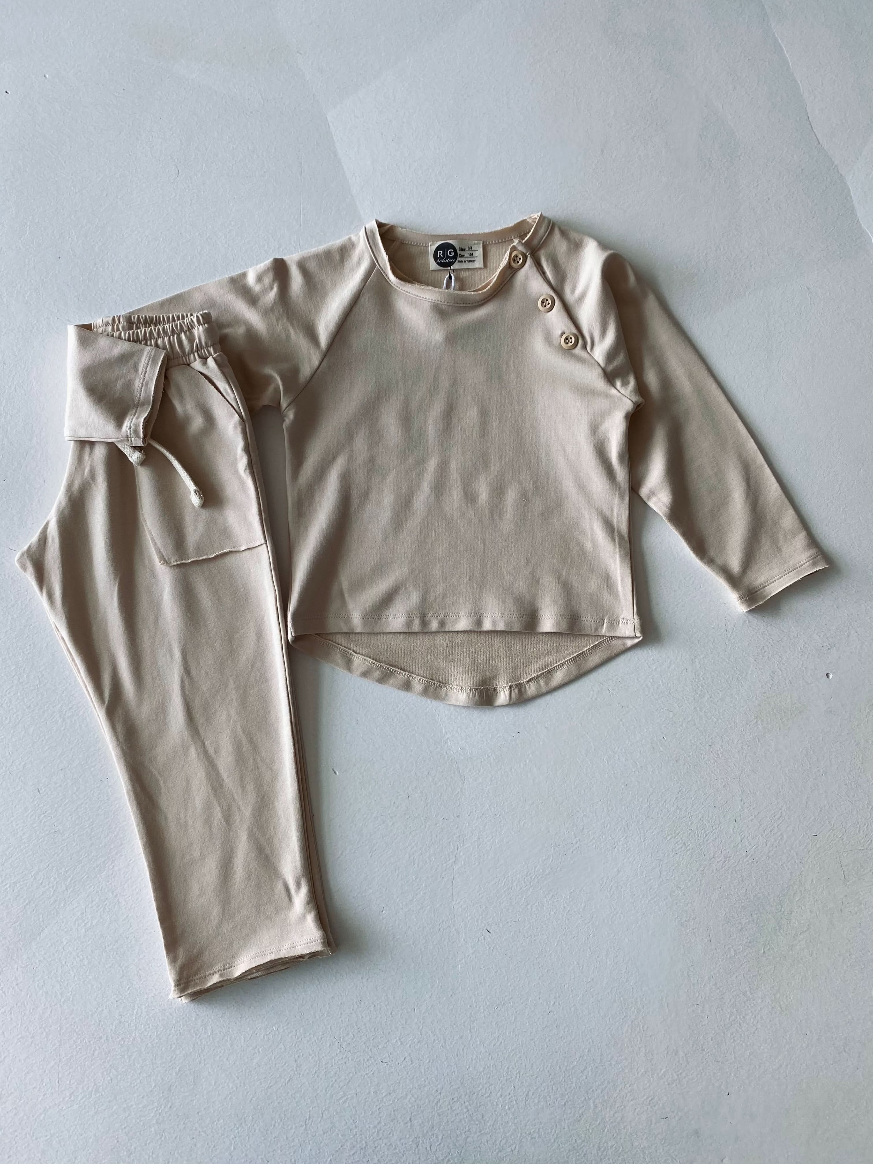 Kids' Button-Detail Jogger Set - Comfortable & Stylish Activewear for Playdates, School & Outdoor Activities