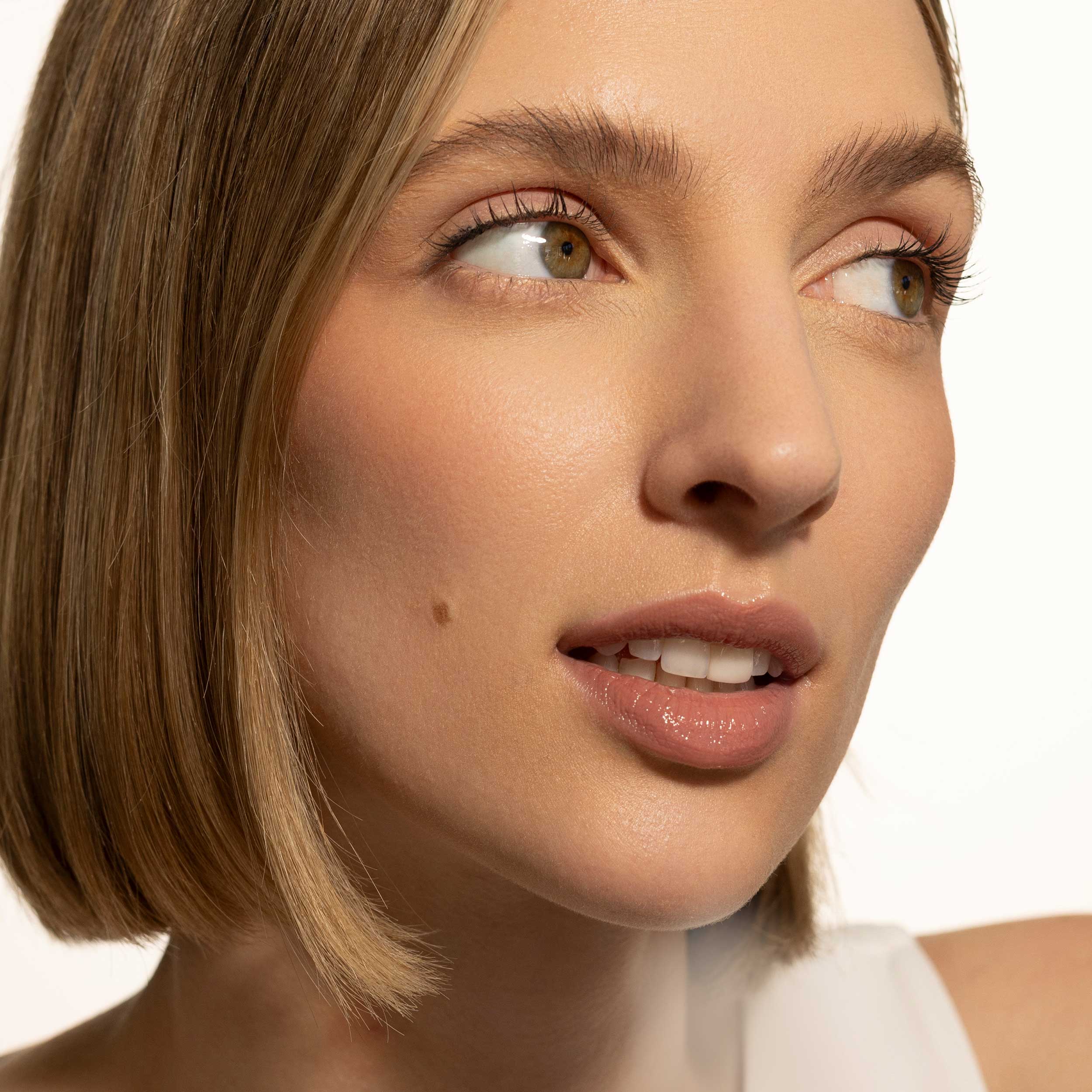 Long-Lasting Hydrating Lip Color Serum - Moisturizing & Plumping Lip Gloss for All-Day Wear | Perfect for Everyday Use, Date Nights & Special Occasions