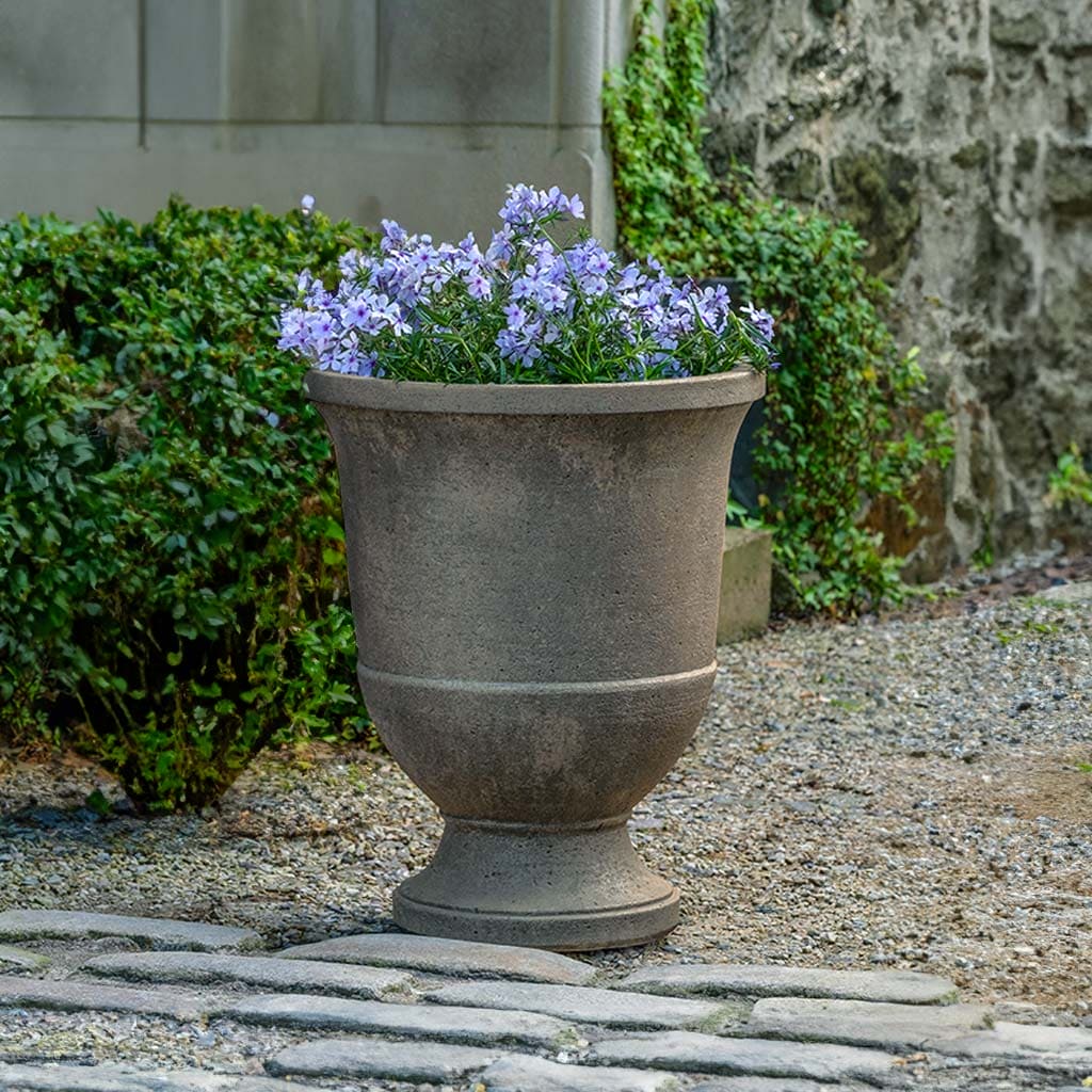 Campania International Textured Pascal Urn - Large Outdoor Garden Planter for Patio, Porch & Landscaping | Classic Stone-Look Decor for Flowers & Plants