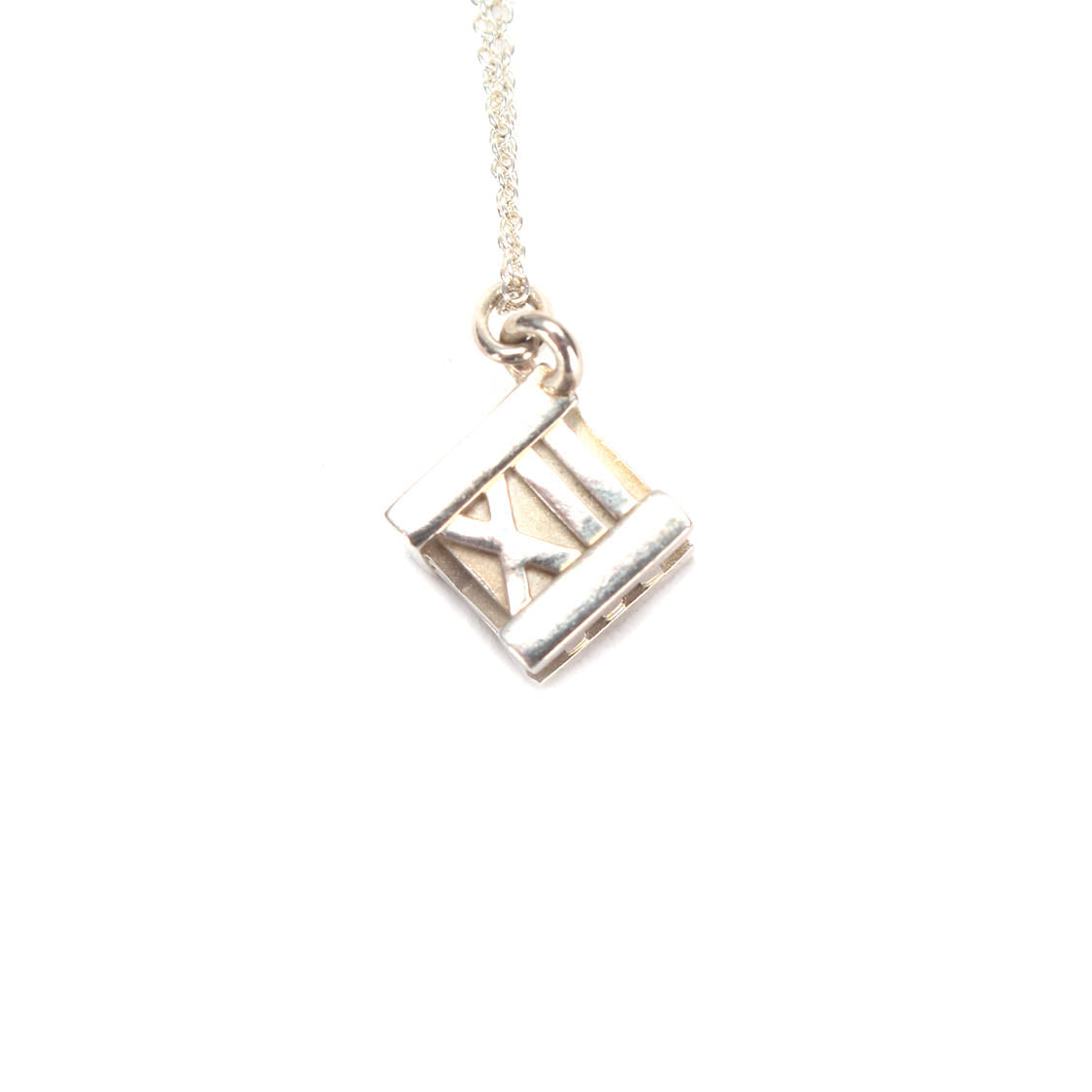 18K Gold Atlas Cube Pendant Necklace for Women - Elegant Geometric Jewelry Gift for Birthday, Anniversary & Special Occasions | Perfect for Layering, Everyday Wear & Statement Looks