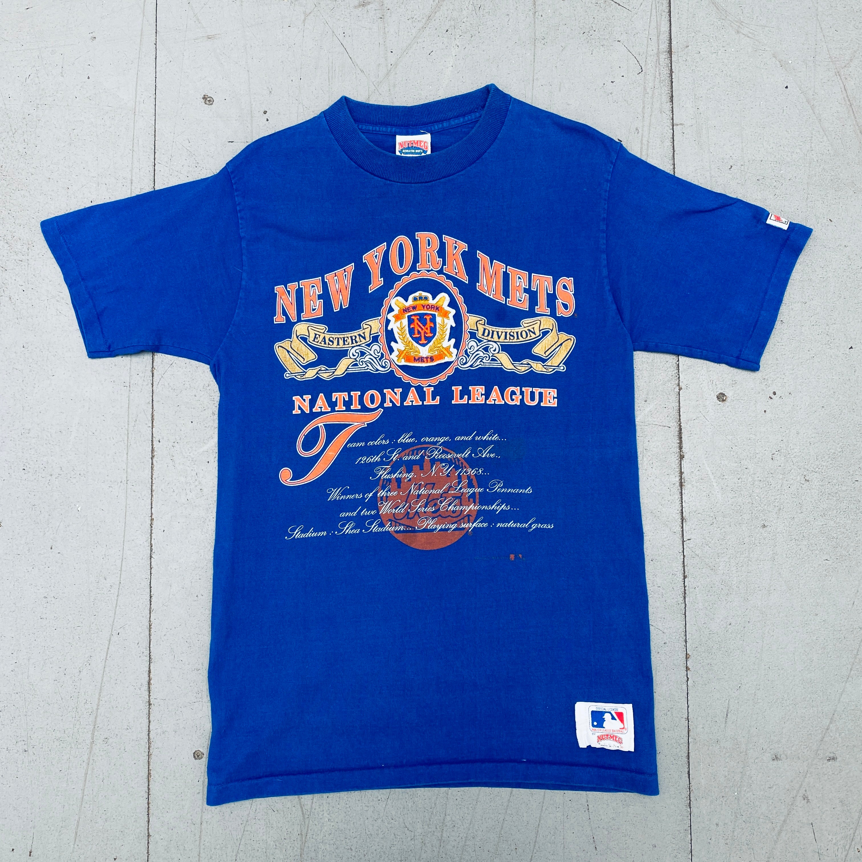 New York Mets 1991 Nutmeg Mills Graphic Spellout T-Shirt for Men - Vintage Baseball Fan Tee for Casual Wear & Sports Events