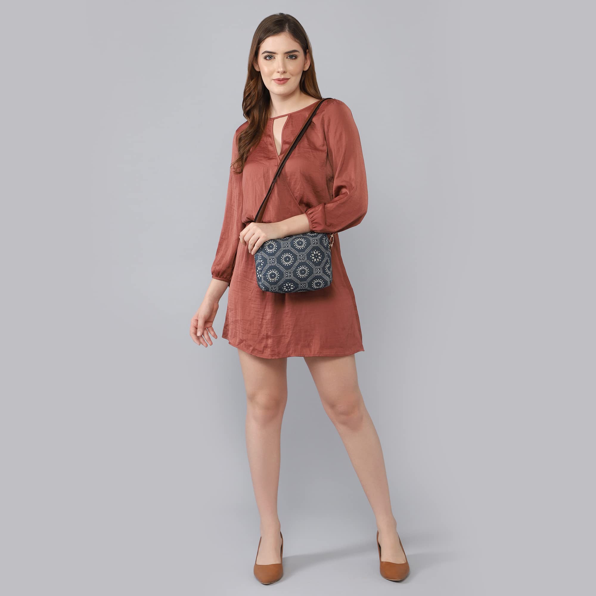 THE CLOWNFISH Isla Printed Crossbody Bag for Women - Adjustable Shoulder Strap, Handmade Fabric Purse with Unique Design - Perfect for Casual Outings, Parties & College Campus Life