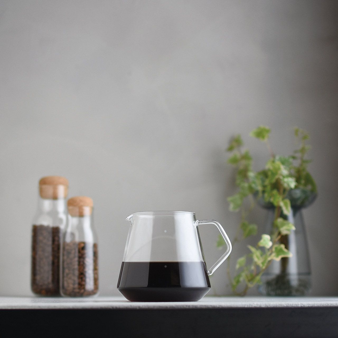 Premium SCS Glass Pour Over Coffee Server - Ideal for Specialty Coffee Brewing at Home or Office