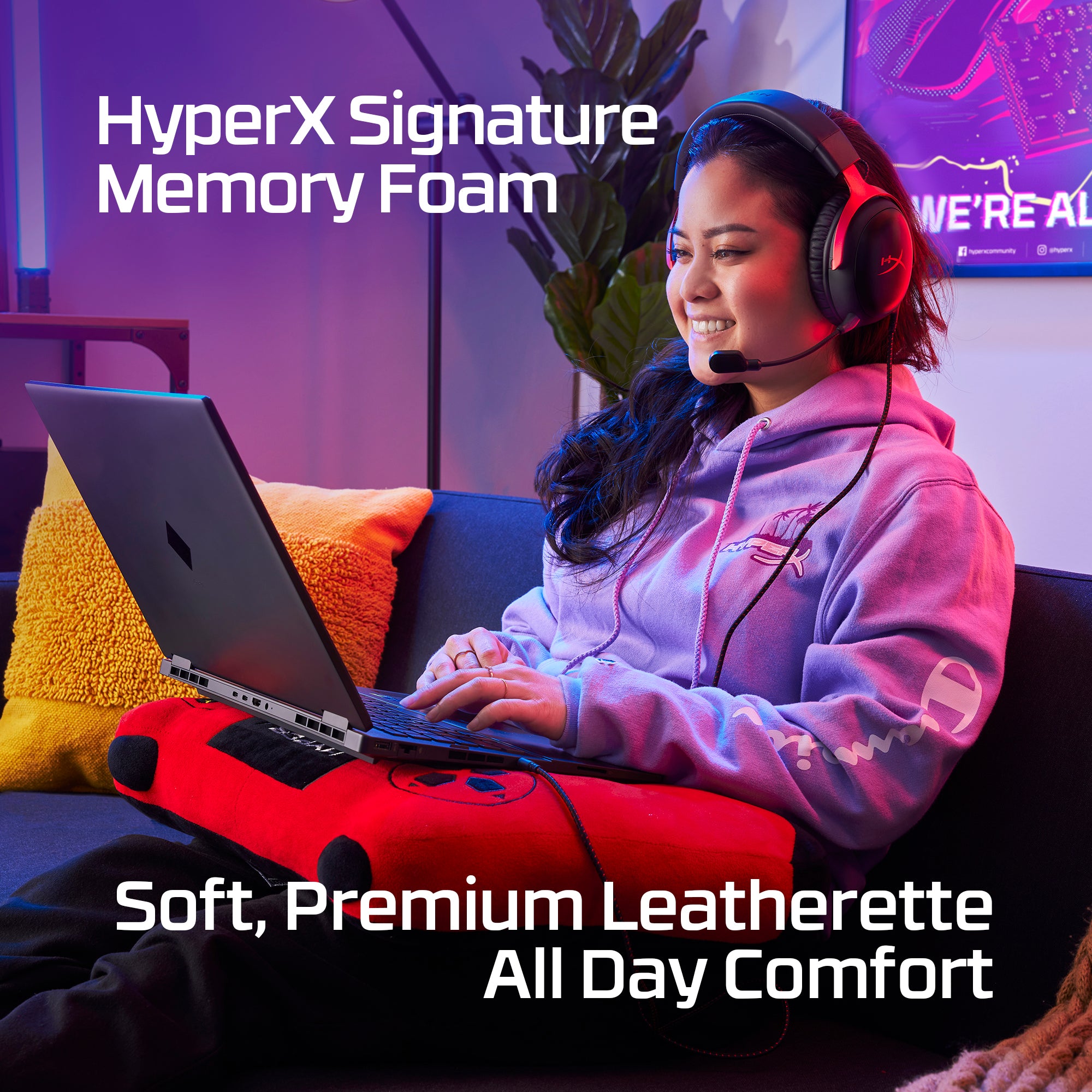 HyperX Cloud III Gaming Headset - Wired Over-Ear Headphones with Noise Cancellation, 7.1 Surround Sound for PC, PS5, Xbox - Perfect for Competitive Gaming & Streaming