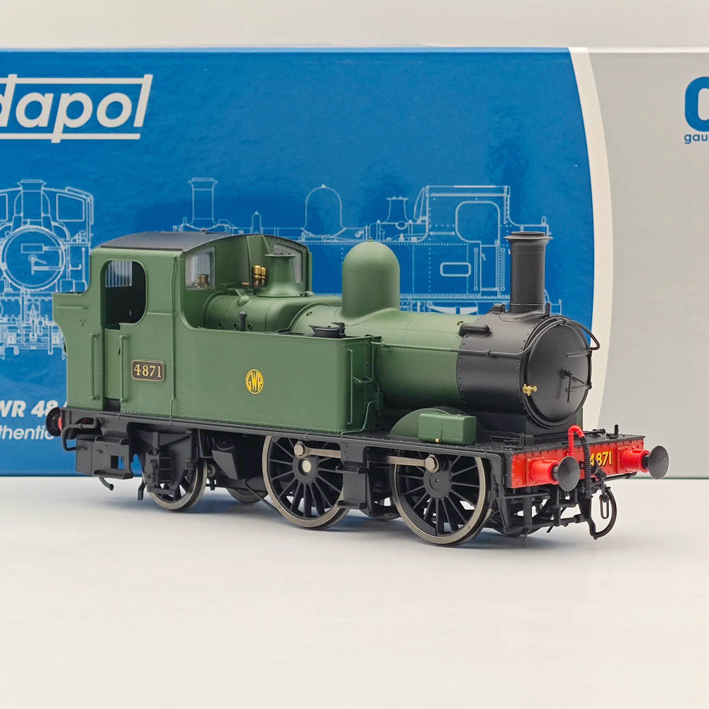 Dapol 7S-006-002 O Gauge 48xx Class GWR Shirtbutton Green 4871 21DCC Model Train Locomotive - Perfect for Railway Enthusiasts & Collectors