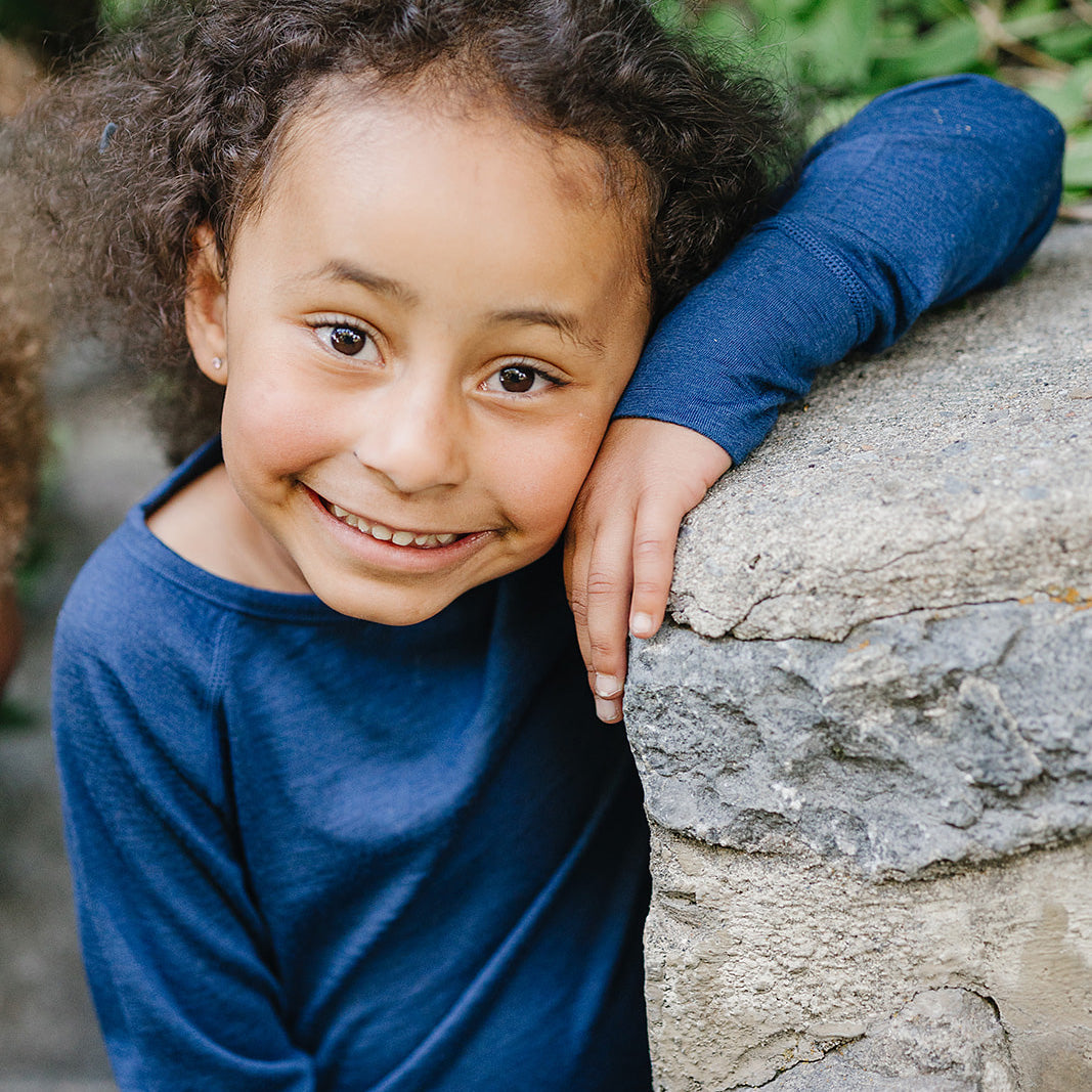 Kids Merino Wool Base Layer - Long Sleeve Thermal Top for Boys & Girls | Soft, Warm & Breathable Winter Underwear | Perfect for Skiing, Snowboarding & Outdoor Activities