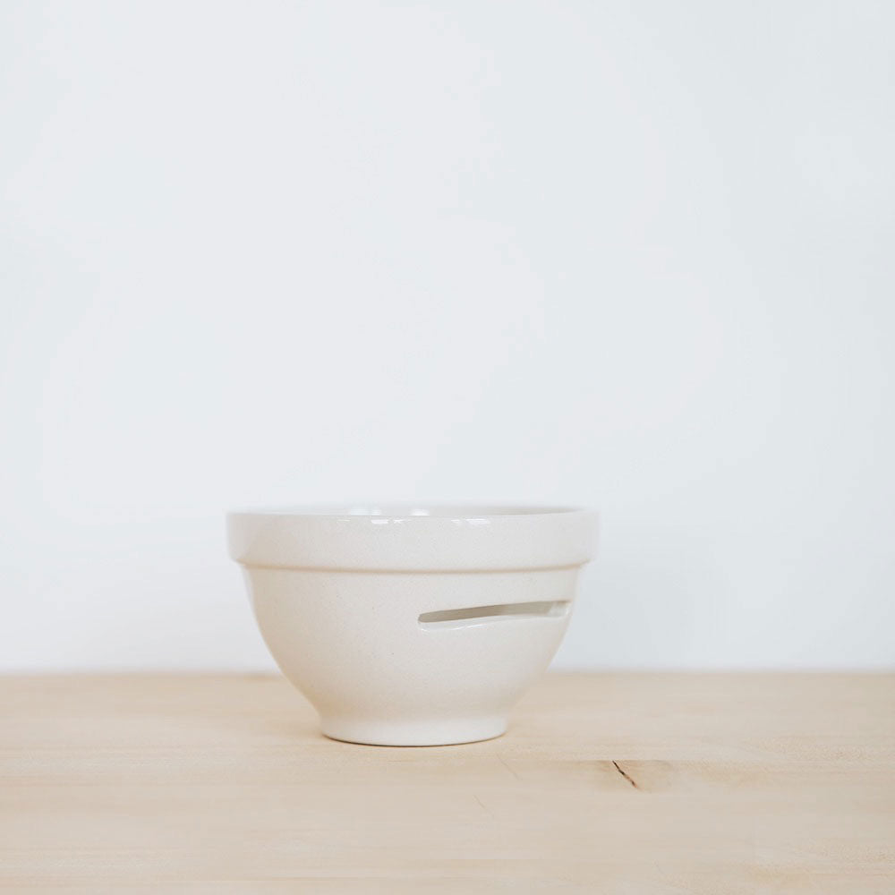 Premium Stoneware Egg Separator - Efficient Yolk & White Separator for Baking & Cooking - Perfect for Chefs, Bakers & Home Cooks