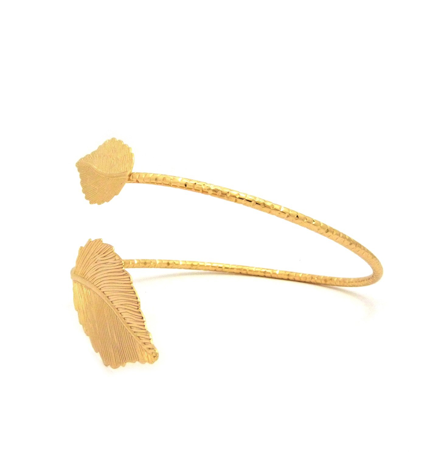 NYFASHION101 Women's Gold-Tone Leaf Arm Cuff Bracelet - Elegant Boho Jewelry for Parties, Weddings & Special Occasions