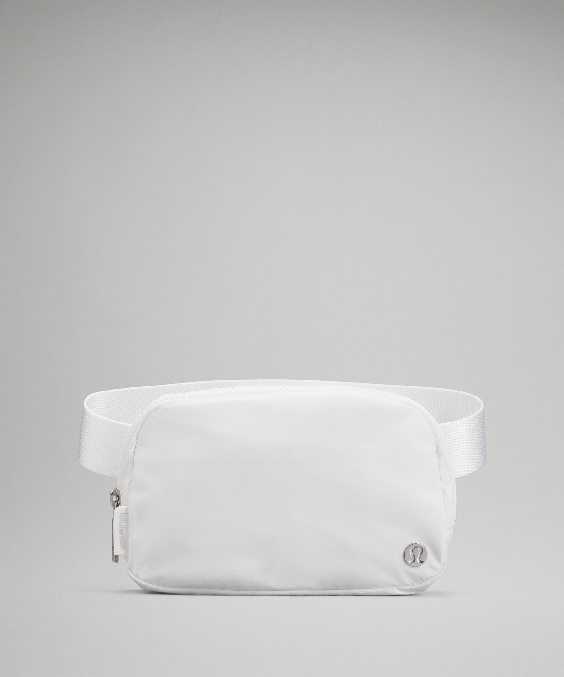 Lululemon Everywhere Belt Bag - Water-Resistant Waist Pack for Running, Travel & Daily Use - Hands-Free Crossbody Fanny Pack for Women & Men - Perfect for Gym, Hiking & Outdoor Activities