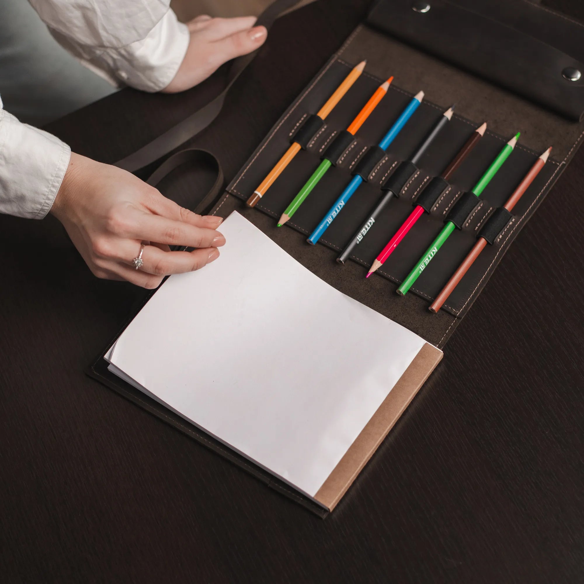 Premium Genuine Leather Moleskine Sketchbook - A5 Artist Notebook for Drawing, Sketching & Watercolor - Perfect Gift for Artists, Designers & Writers (Office, Travel, Studio Use)