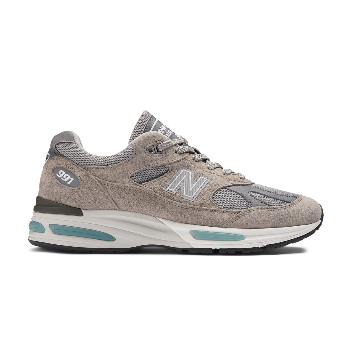 New Balance 991v2 'Dove' Grey Running Shoes - Men's Retro Sneakers for Casual Wear & Gym Workouts