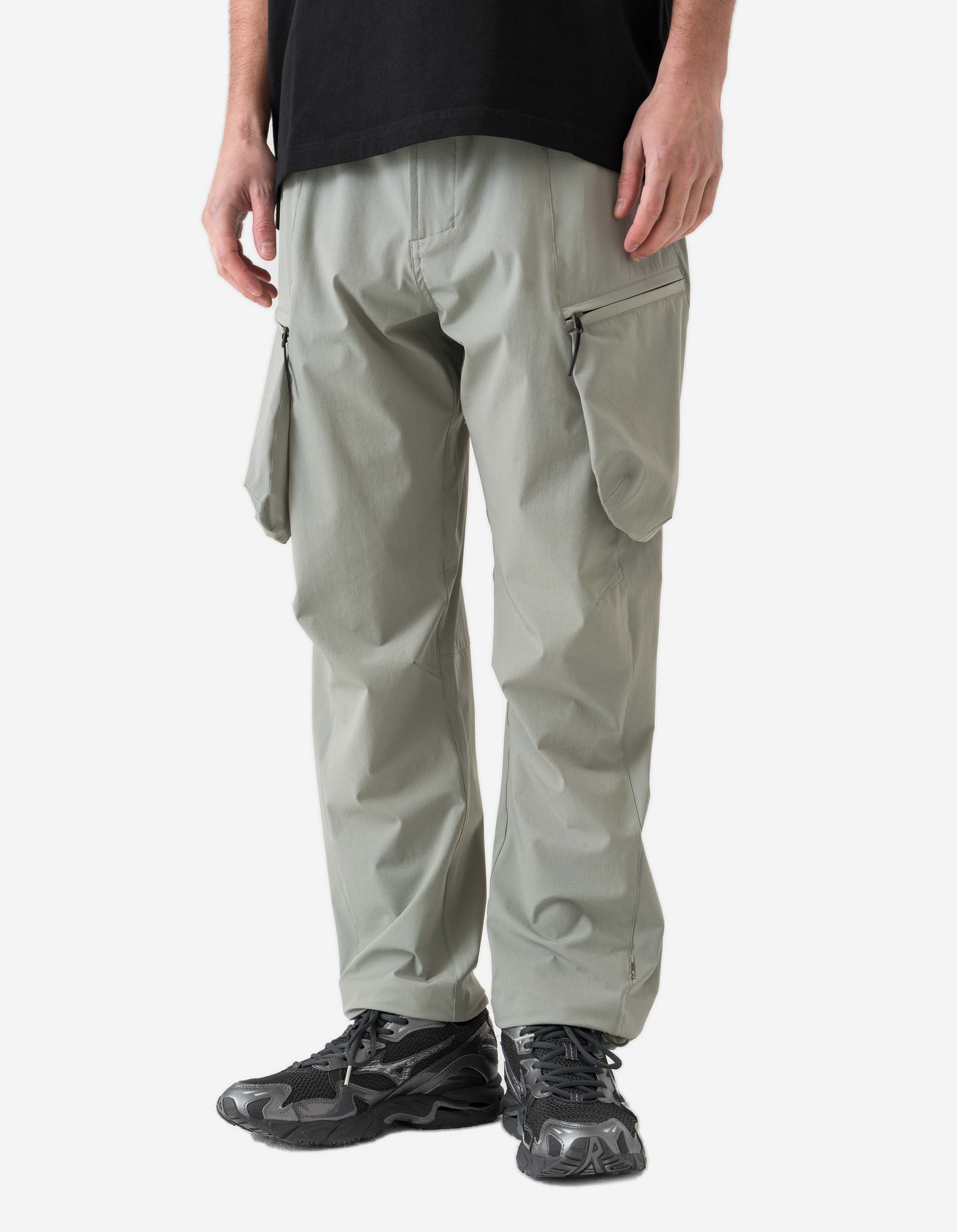 6043 Eco-Friendly Recycled Cargo Track Pants for Men - Comfortable Sage Green Joggers for Outdoor Activities & Casual Wear