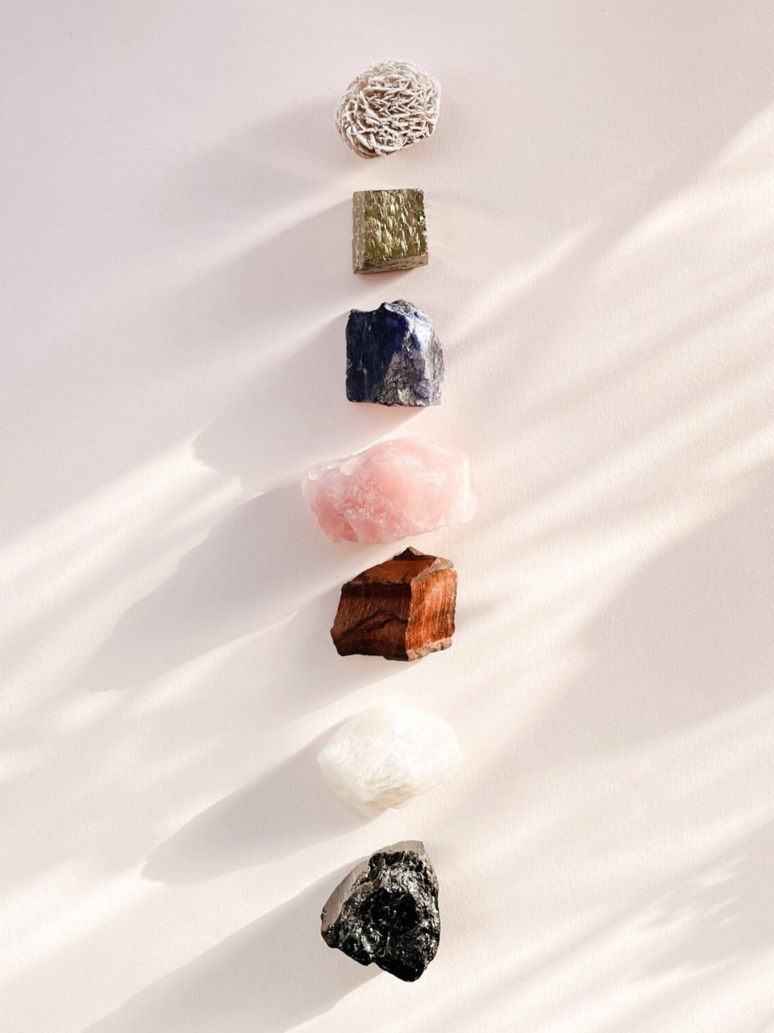 Parigotte Healing Crystals Set - 7 Chakra Stones for Meditation, Reiki & Energy Balancing | Natural Gemstones for Spiritual Healing, Yoga & Home Decor