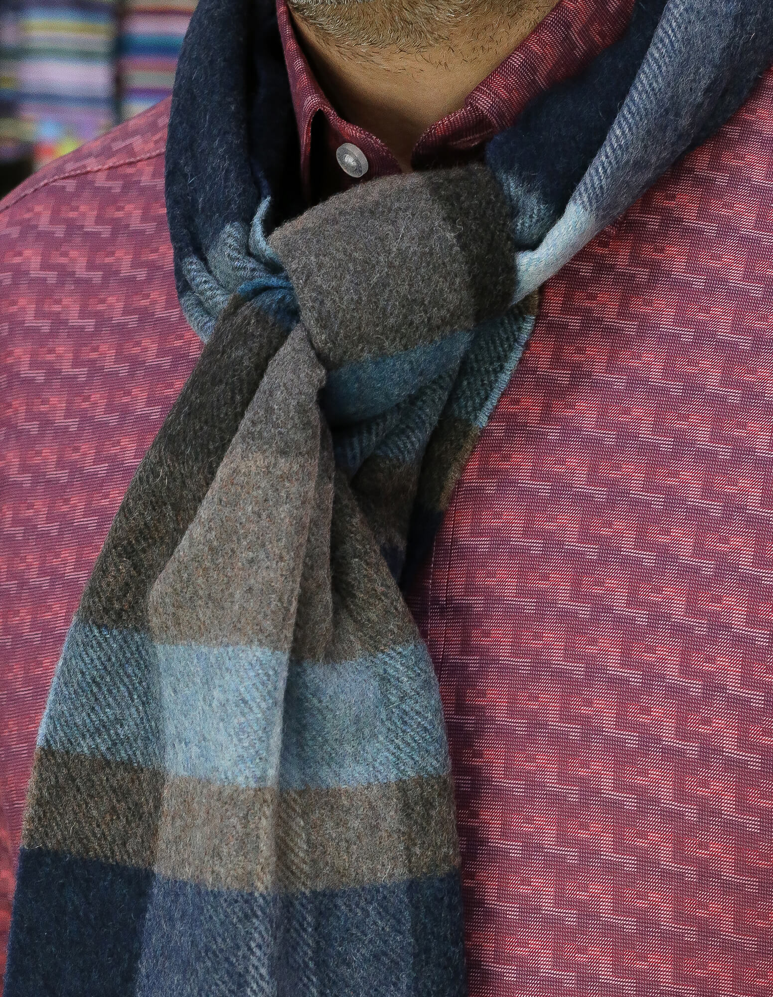 DÉCLIC Aosta Check Scarf for Women - Soft Plaid Cashmere Wool Wrap - Teal Blue Winter Fashion Accessory for Office, Travel and Outdoor Activities