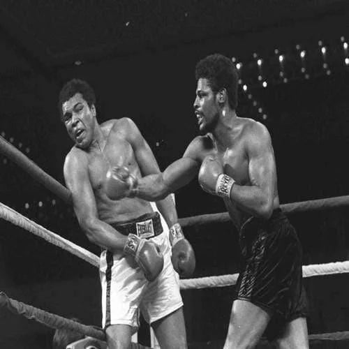 Leon Spinks Autographed 8x10 Photo - Limited Edition Signed Memorabilia (April 2020 Private Signing) - Perfect for Boxing Fans, Sports Collectors & Man Cave Decor