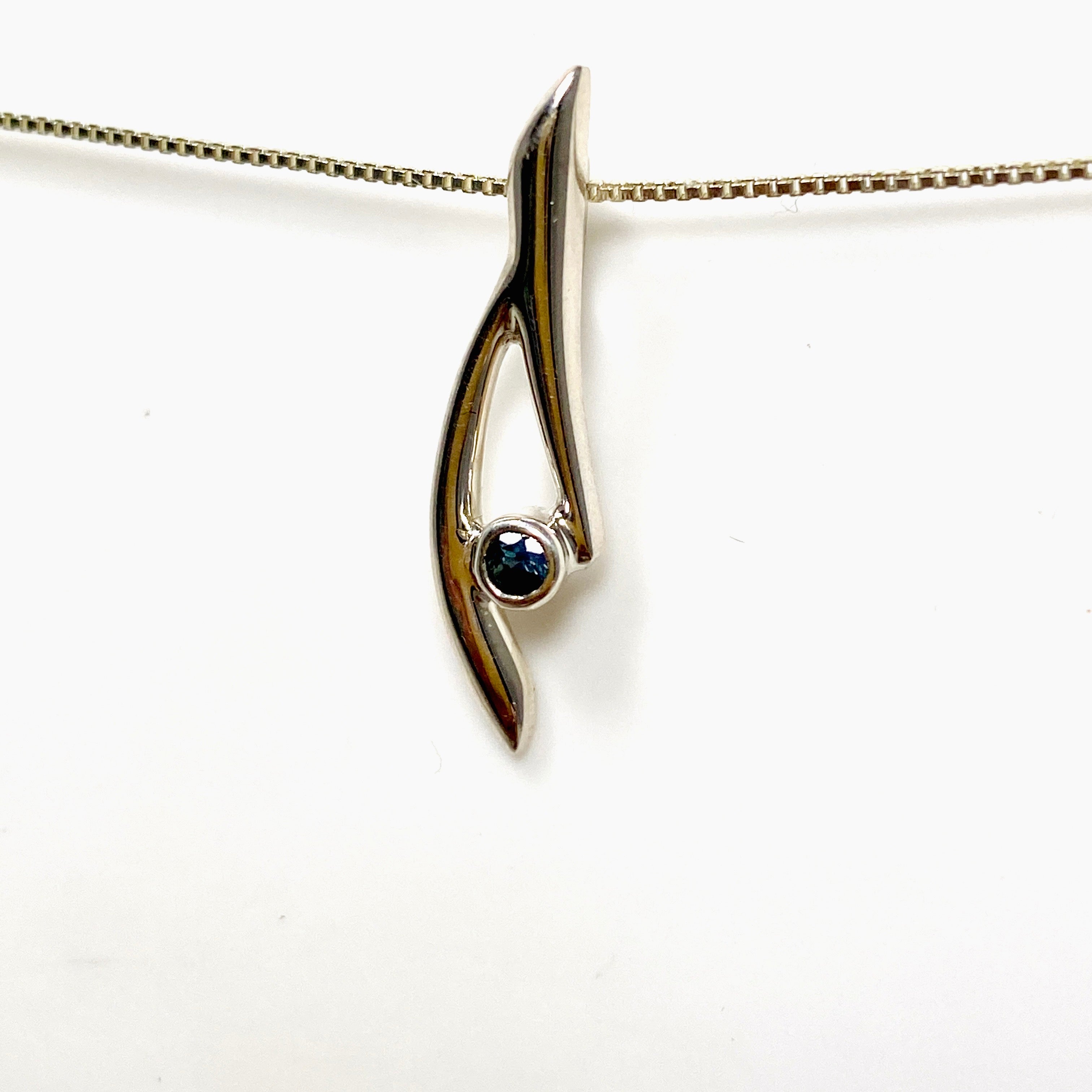 Natural Alexandrite Round Faceted Pendant Necklace - 14K Gold Plated BTP 39 - Perfect for Anniversary Gifts & Special Occasions