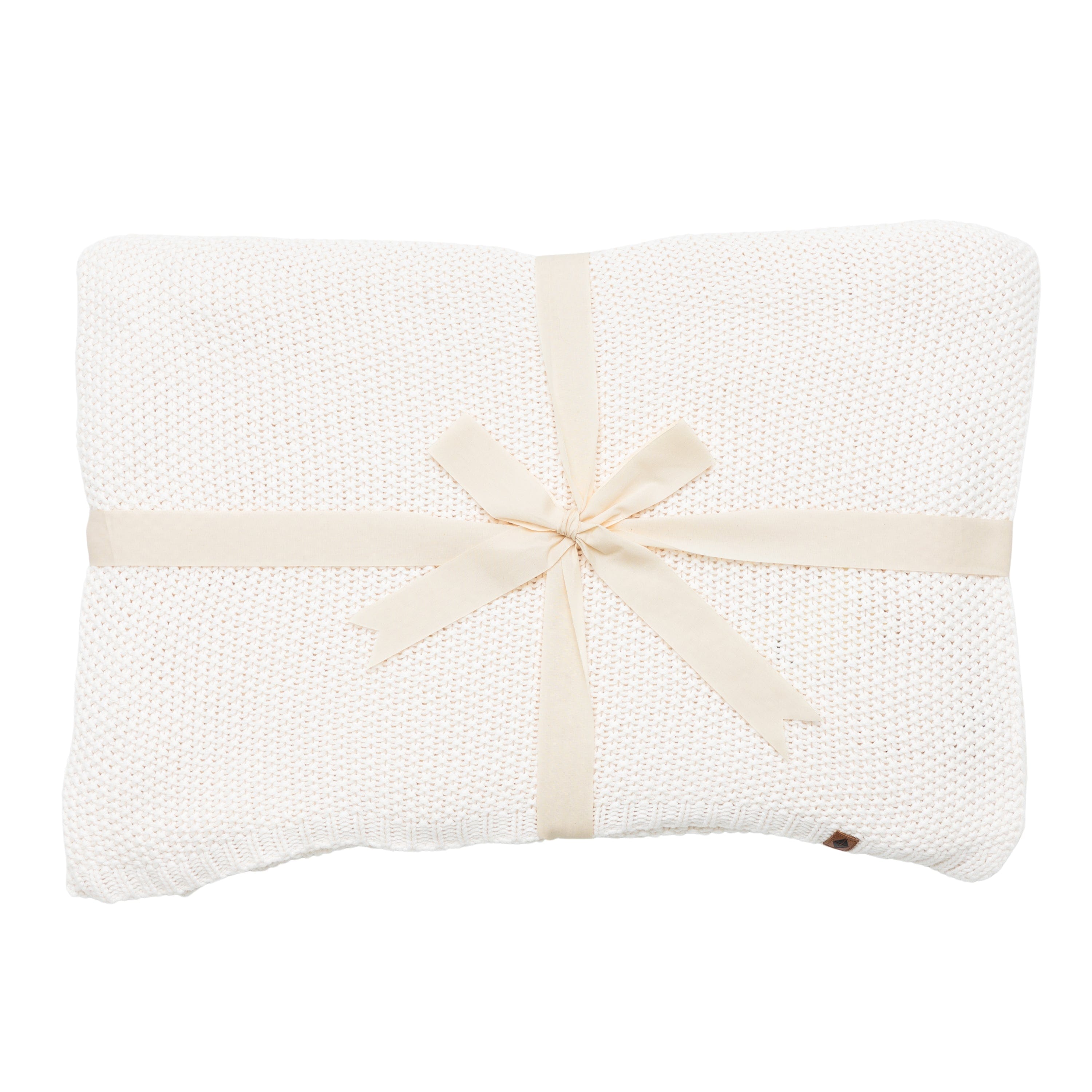 Soft Chunky Knit Youth Blanket - Cozy Cloud Pattern Throw for Kids & Teens - Perfect for Bedroom, Nursery, or Dorm Room
