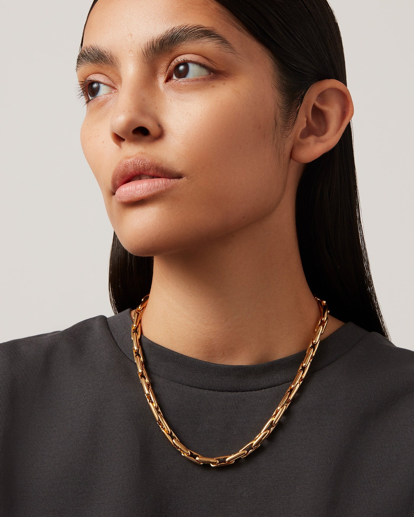 Alber Chain Gold Necklace for Women - 18K Gold Plated Elegant Layering Jewelry - Perfect for Parties, Weddings & Everyday Wear