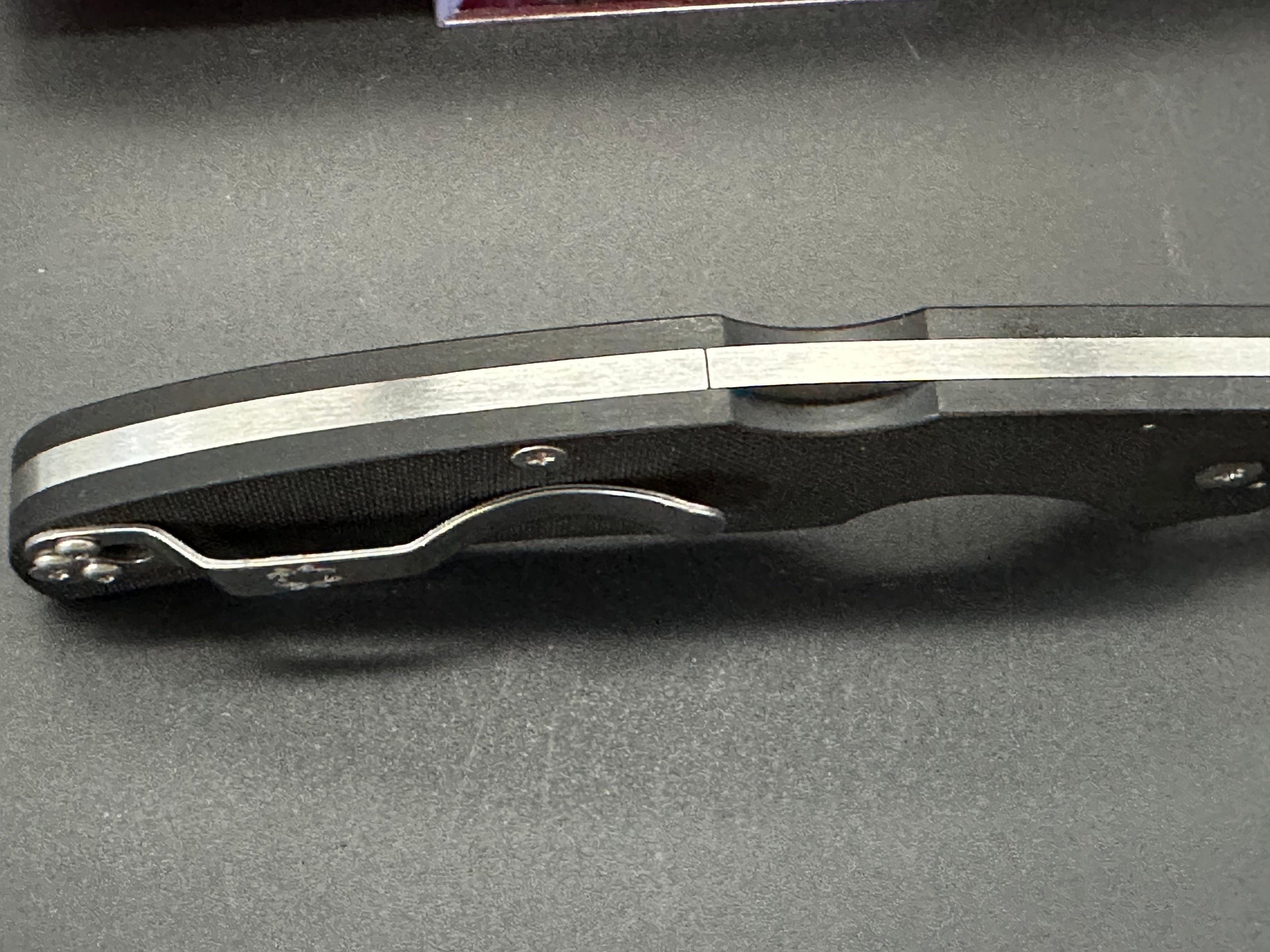 Spyderco Native Chief Folding Knife - Premium EDC Pocket Knife with CPM-S30V Steel Blade for Outdoor, Camping & Everyday Carry