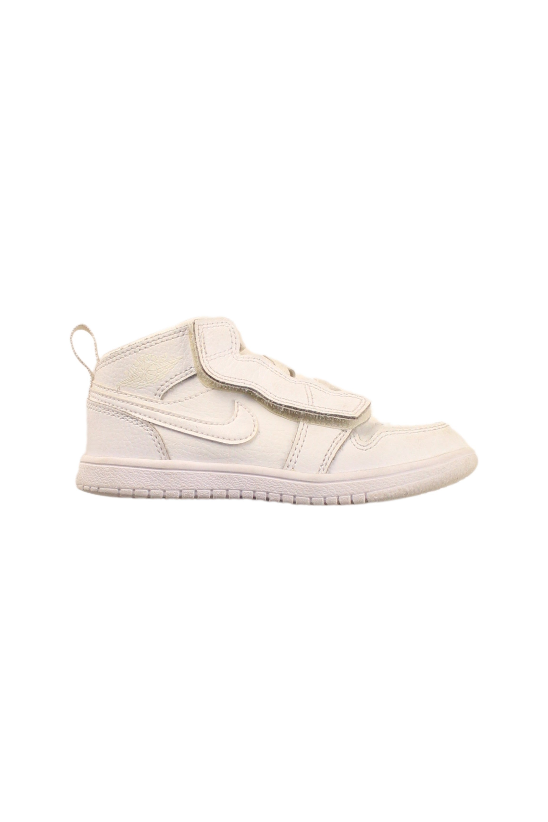 Air Jordan Retro Sneakers for Men - Size EU 26 (US 8) - High-Top Basketball Shoes for Performance & Streetwear Style - Perfect for Court Games, Gym Workouts & Casual Fashion