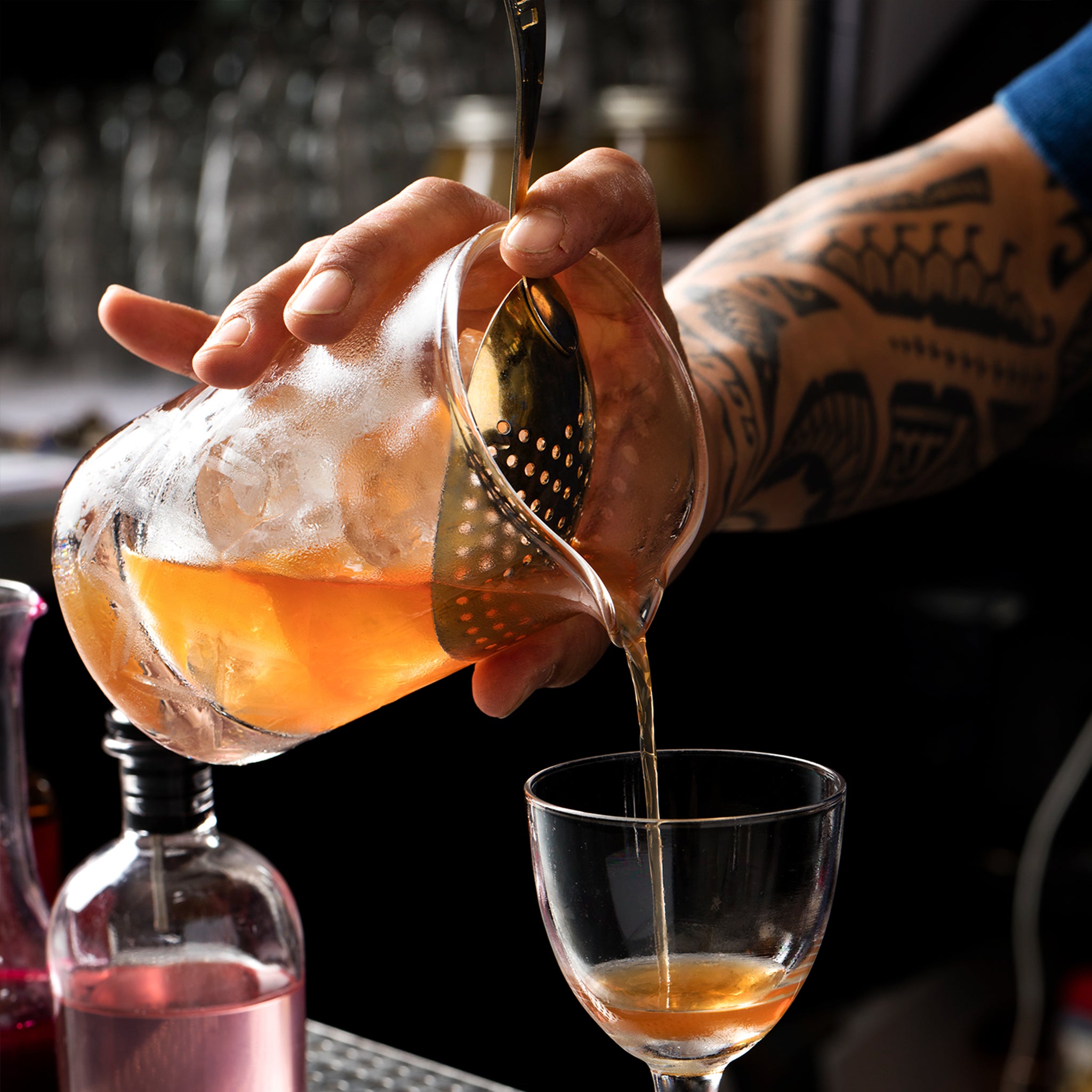 Premium Gold-Plated Julep Strainer - Elegant Cocktail & Mint Julep Accessory for Home Bars & Mixology Enthusiasts