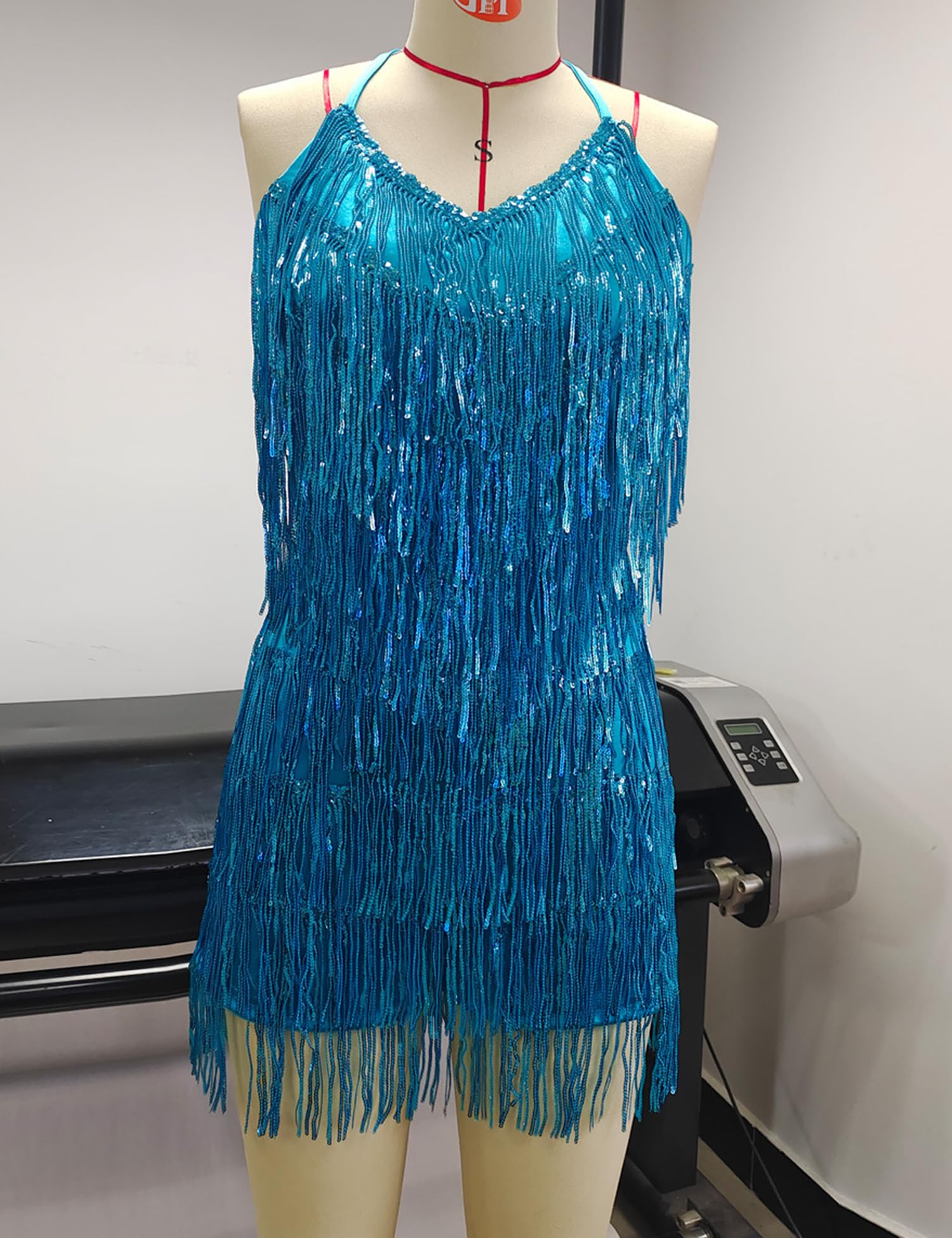 1920s Gatsby Flapper Dress - Backless Lace-up Cocktail Party Dress with Fringe & Feather Details | Vintage-Inspired Mini Dress for Roaring 20s Theme Parties, Prom Nights & Speakeasy Events