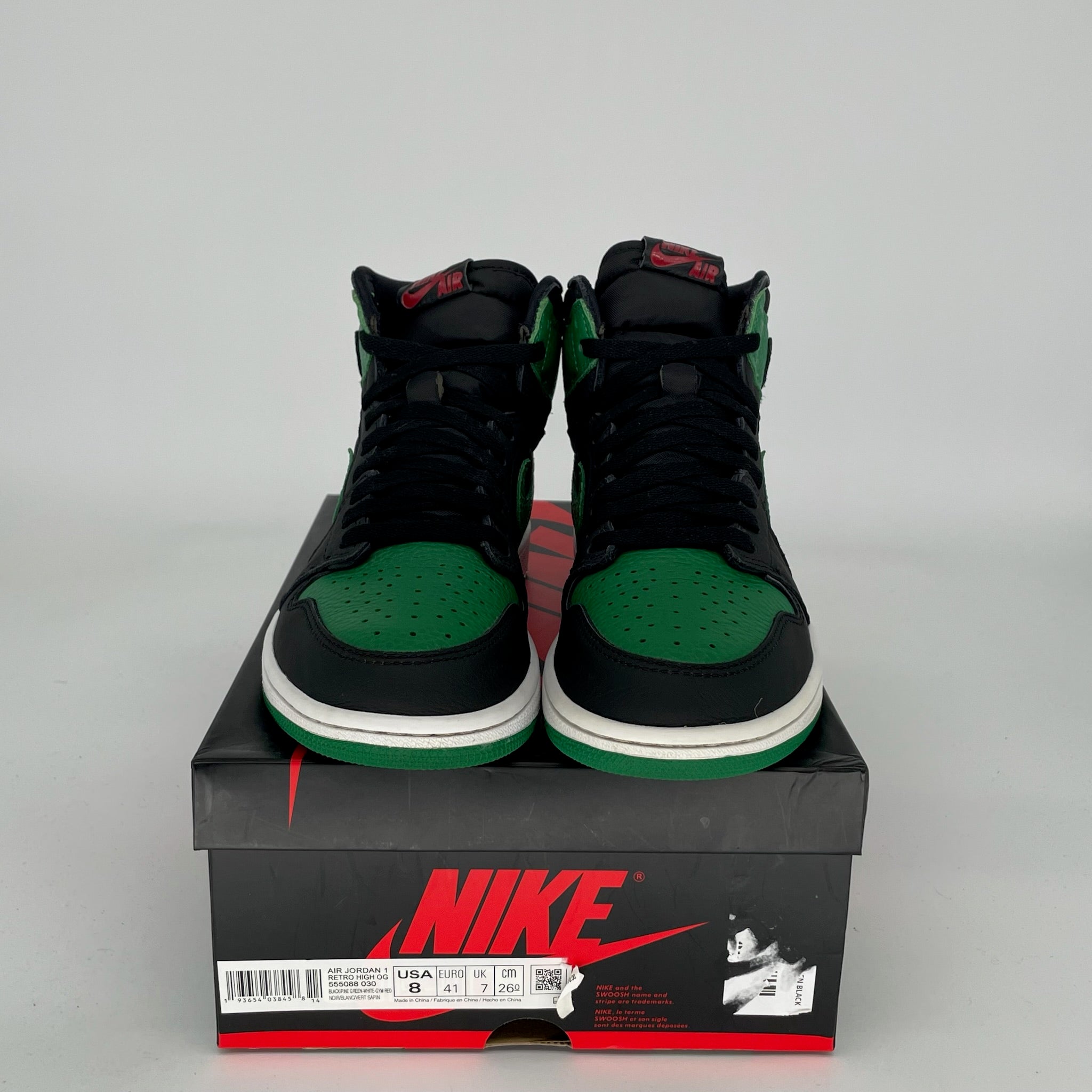 AIR JORDAN 1 Retro High OG Pine Green Black Men's Basketball Shoes Size 8 - 555088-030 - Perfect for Sneaker Collectors & Streetwear Fashion