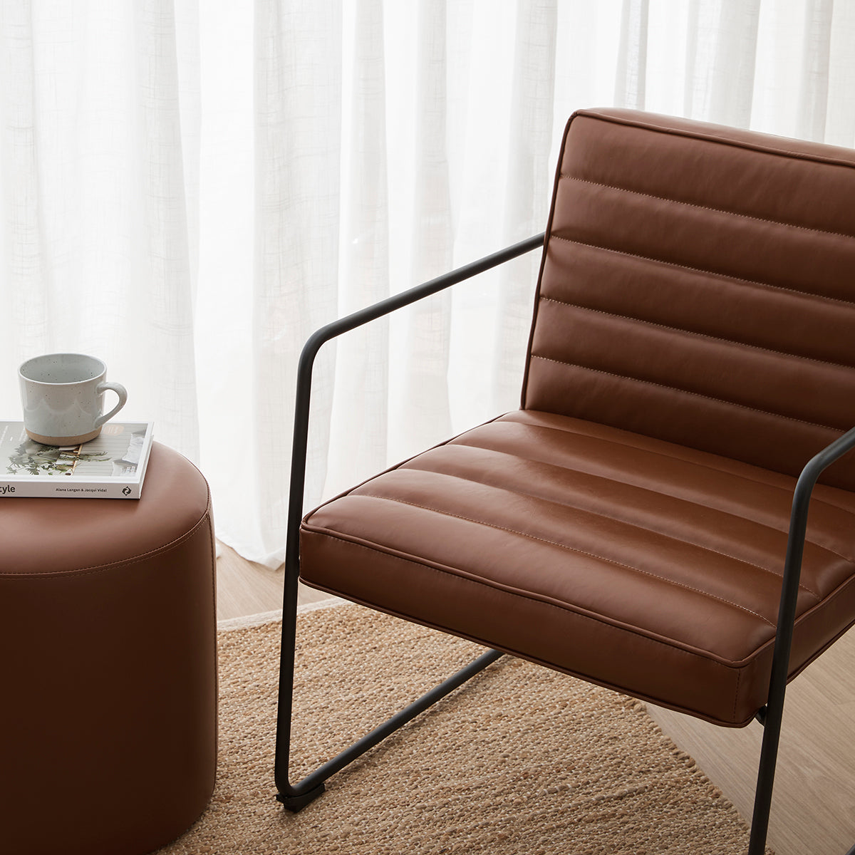 Premium Felix Leatherette Armchair - Modern PU Leather Lounge Chair for Living Room, Office & Study - Comfortable Mid-Century Style Accent Chair with Sturdy Metal Legs