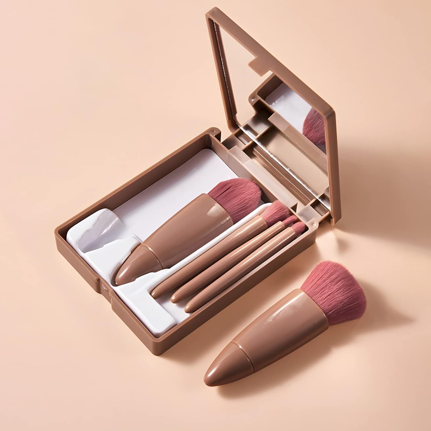 BESTOTTAM 5-Piece Travel Makeup Brush Set - Professional Compact Makeup Brushes with Mirror Case, Portable Cosmetic Brushes for Eyeshadow, Powder, Foundation & Blush | Perfect for On-the-Go Touchups, Travel Cosmetics & Everyday Makeup Application