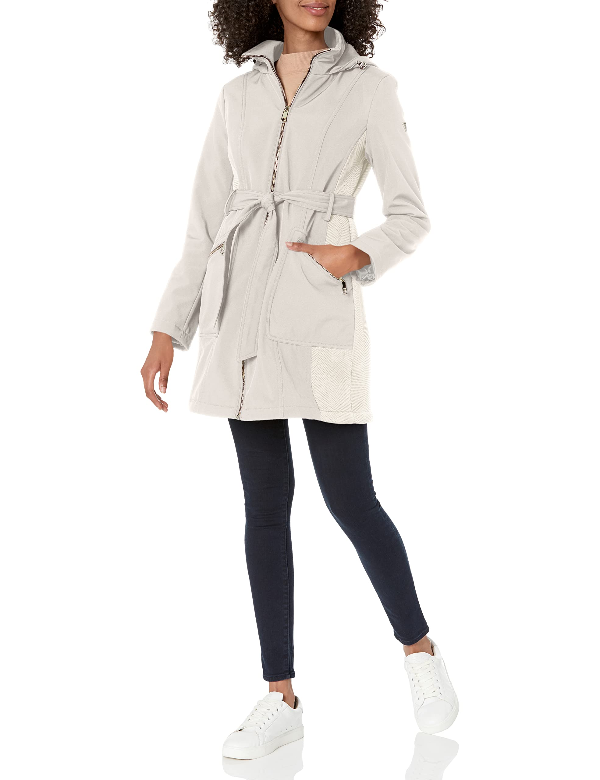 GUESS Women's Softshell Coat - Lightweight Casual Jacket for Fall & Winter | Water-Resistant, Windproof Outerwear for Daily Commute & Outdoor Activities