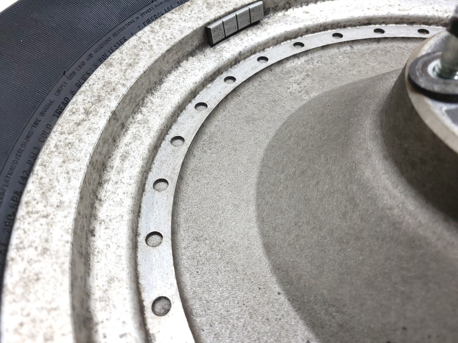 Harley Davidson Sportster 883 1200 Rear Wheel Rim & Tire 150/80B16 OEM Replacement - Perfect for Motorcycle Upgrades & Custom Builds