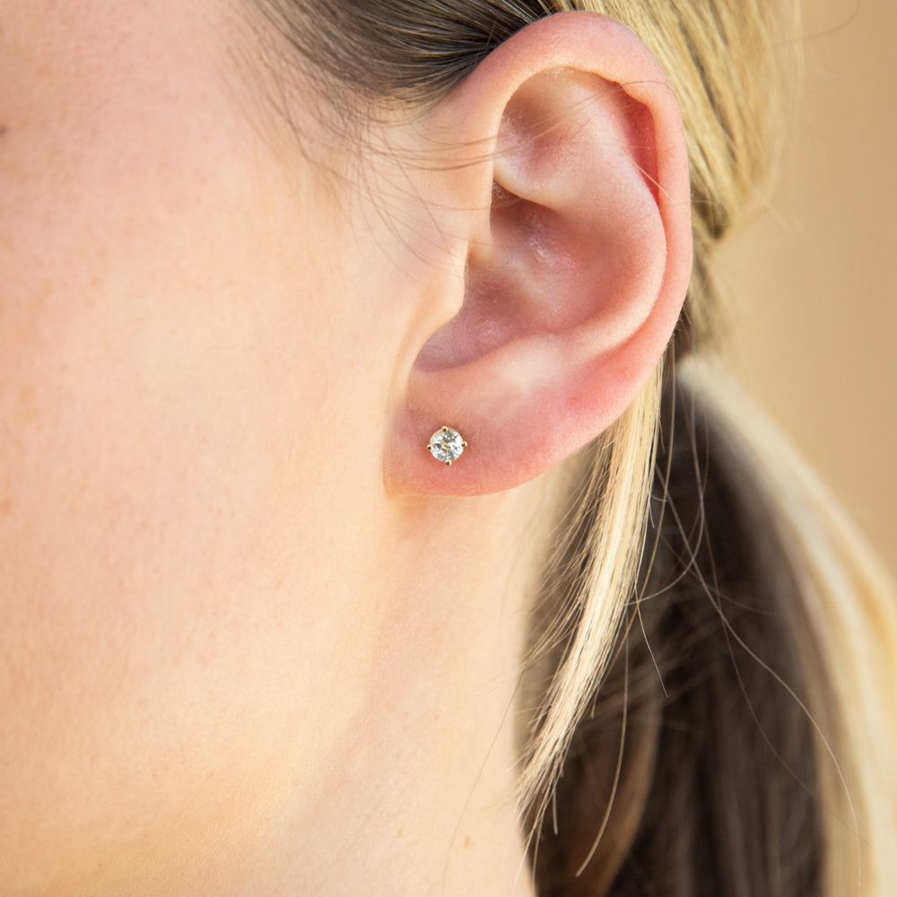 9ct Yellow Gold Aquamarine Stud Earrings - Elegant March Birthstone Jewelry for Women, Perfect for Everyday Wear & Special Occasions