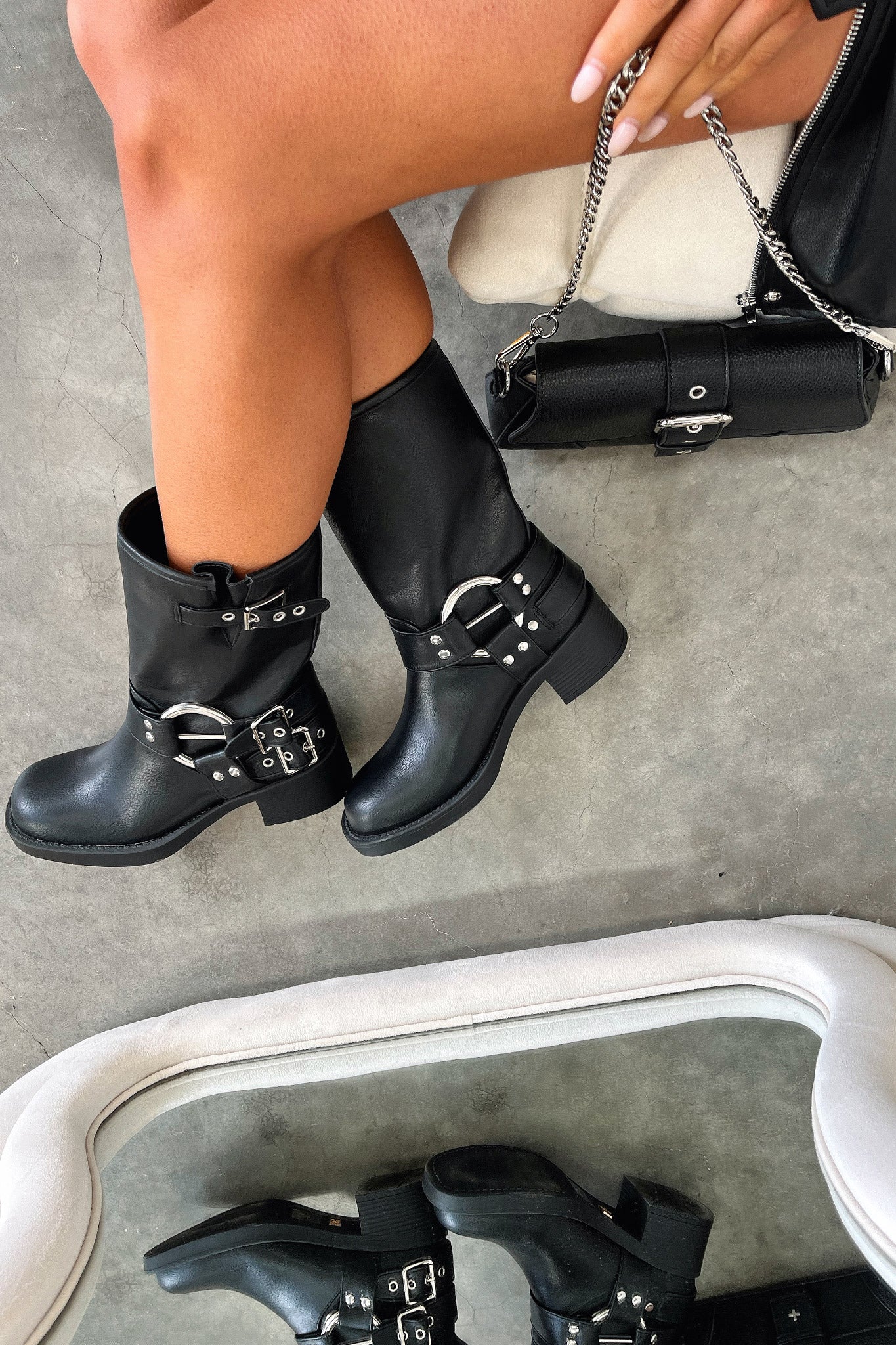 Antonio Black Leather Boots for Men & Women | Stylish & Comfortable Footwear for Casual, Office & Outdoor Wear