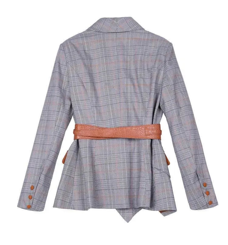 Stylish Women's Plaid Capri Pantsuit Set - Trendy Casual Outfit for Work, Travel & Everyday Wear