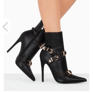 Stylish Black Pointy Toe Belted Ankle Boots for Women - Perfect for Office, Party & Night Out Fashion