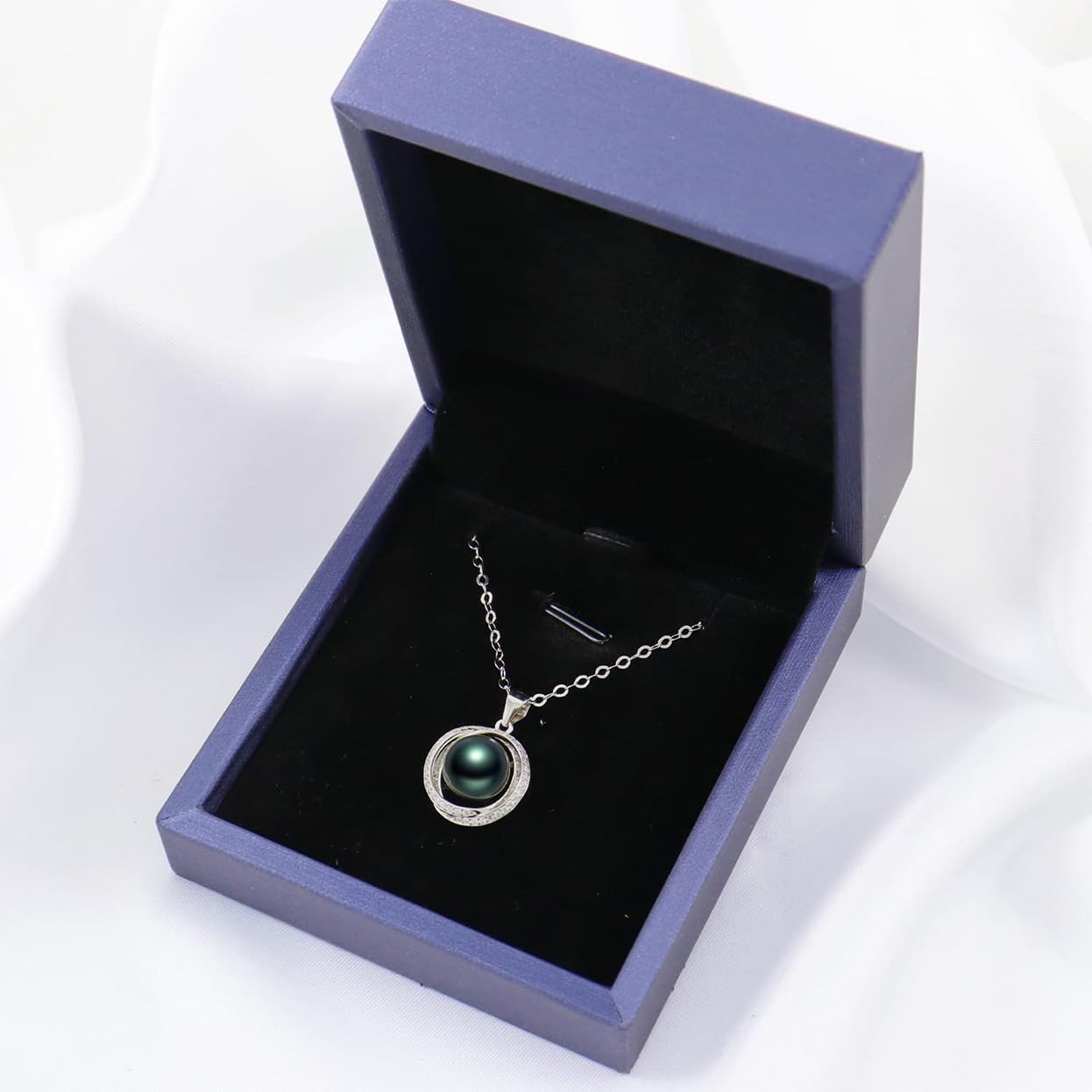Tahitian Black Pearl Necklace for Women - 18K Gold Plated Sterling Silver Pearl Pendant - Elegant Gift for Wife, Mom, Girlfriend - Perfect for Wedding, Birthday, Anniversary, Mother's Day, Valentine's Day & Christmas - Jewelry Gift for Her